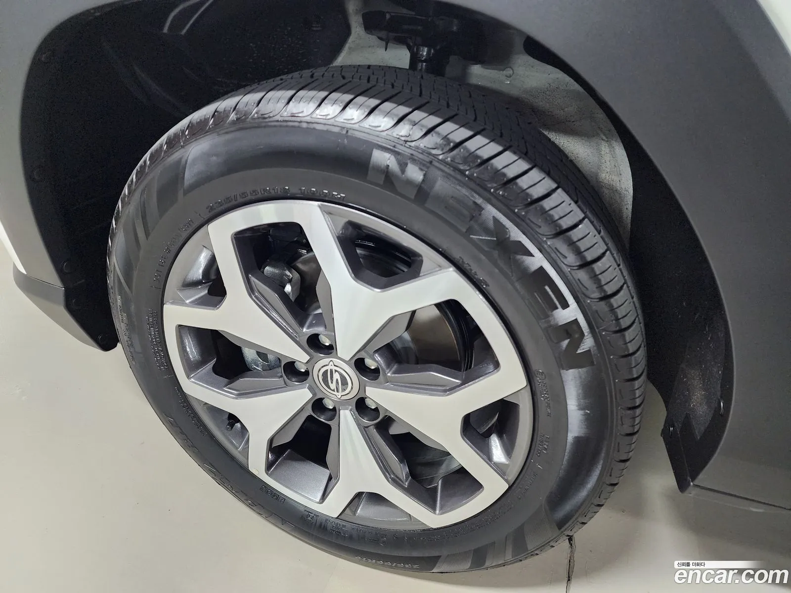Kg Mobility Ssangyong Torres Gasoline 15 2Wd T7 - фотография 7973332