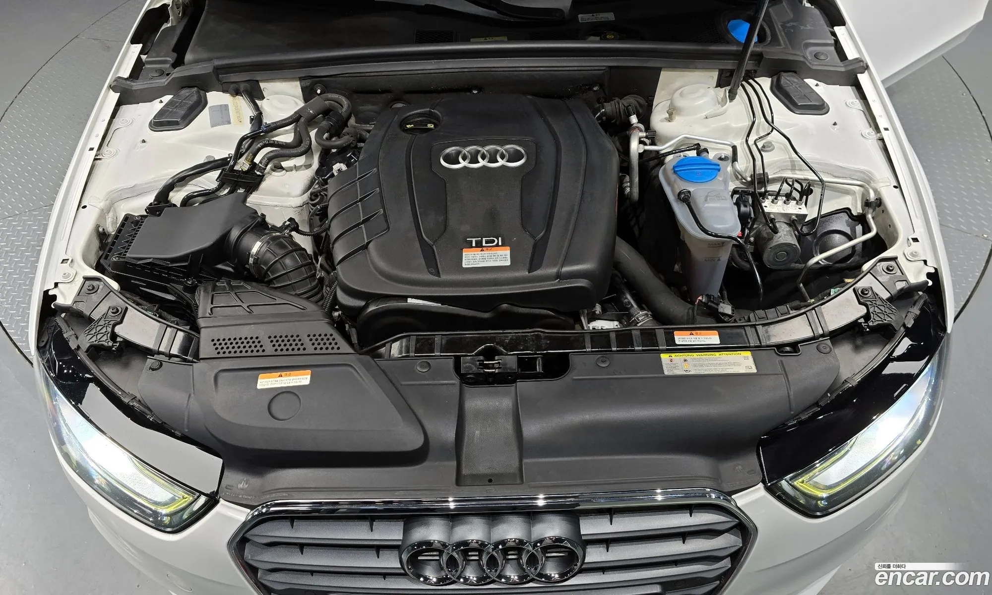 Audi New A4 20 Tdi Dynamic B8 - фотография 520820