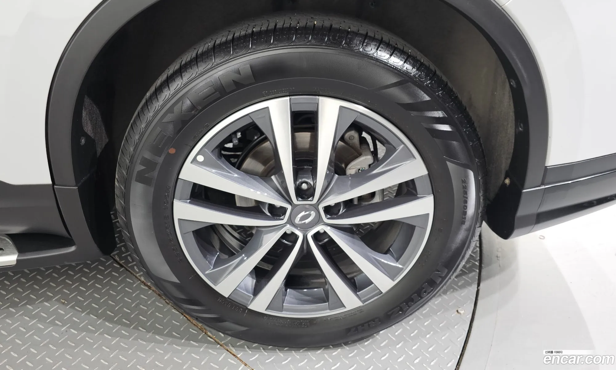 Renault Korea Samsung The New Qm6 20 Lpe Le 2Wd - фотография 7359237