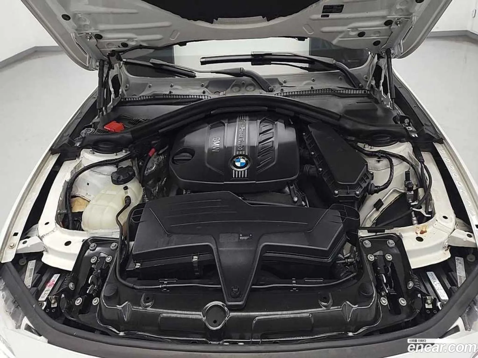 BMW 3 Series F30 320D Sports - фотография 7205037