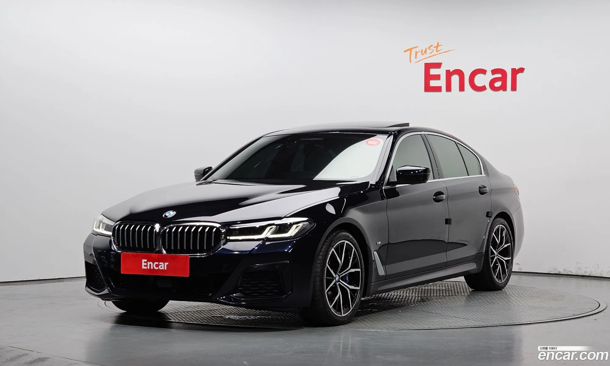 BMW 5 Series G30 530I M Sports - фотография 18578962