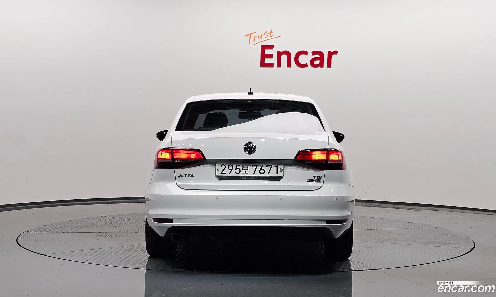 Volkswagen New Jetta 20 Tdi Bluemotion 6Th Generation - фотография 8482603