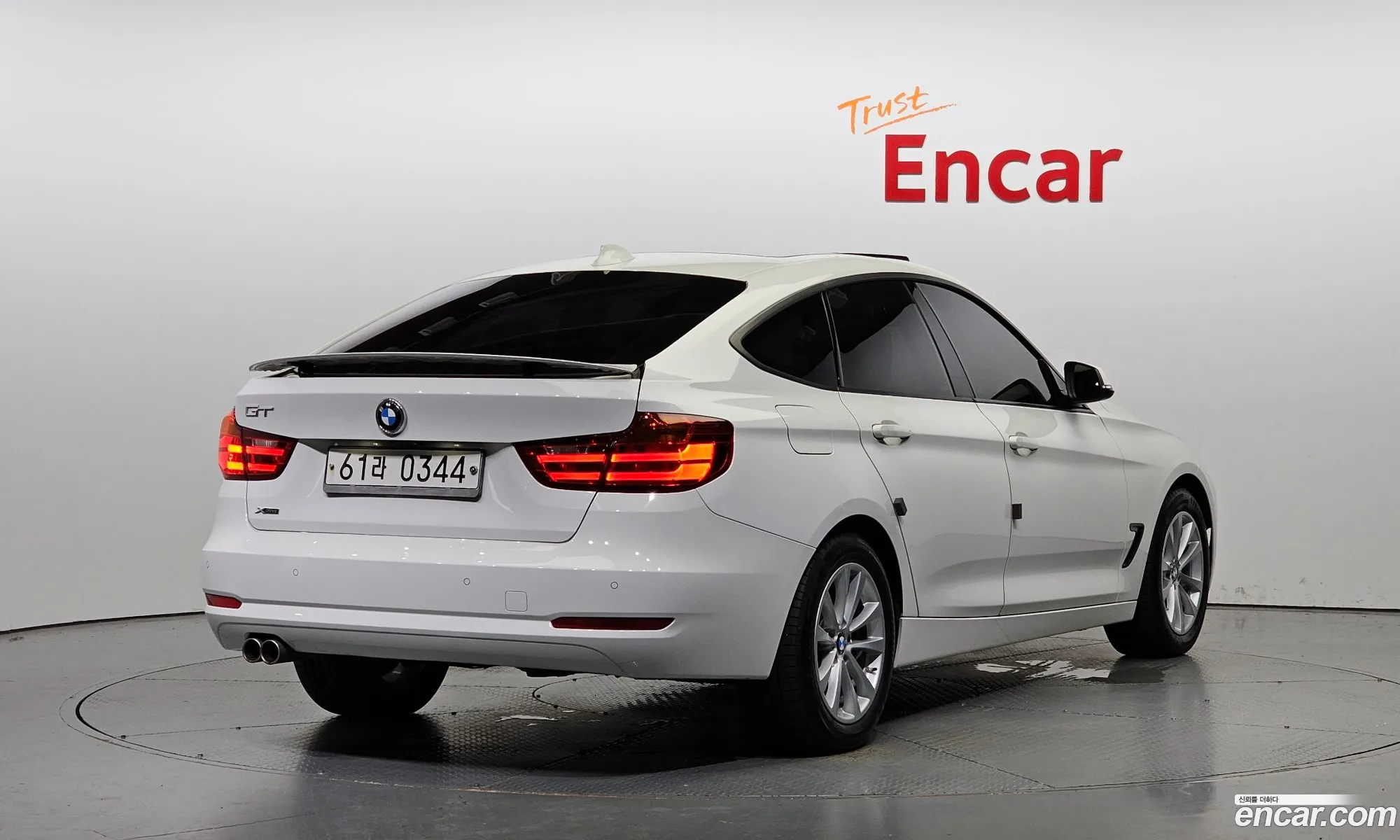 BMW 3 Series Gt F34 Gt 320D xDrive - фотография 18578951