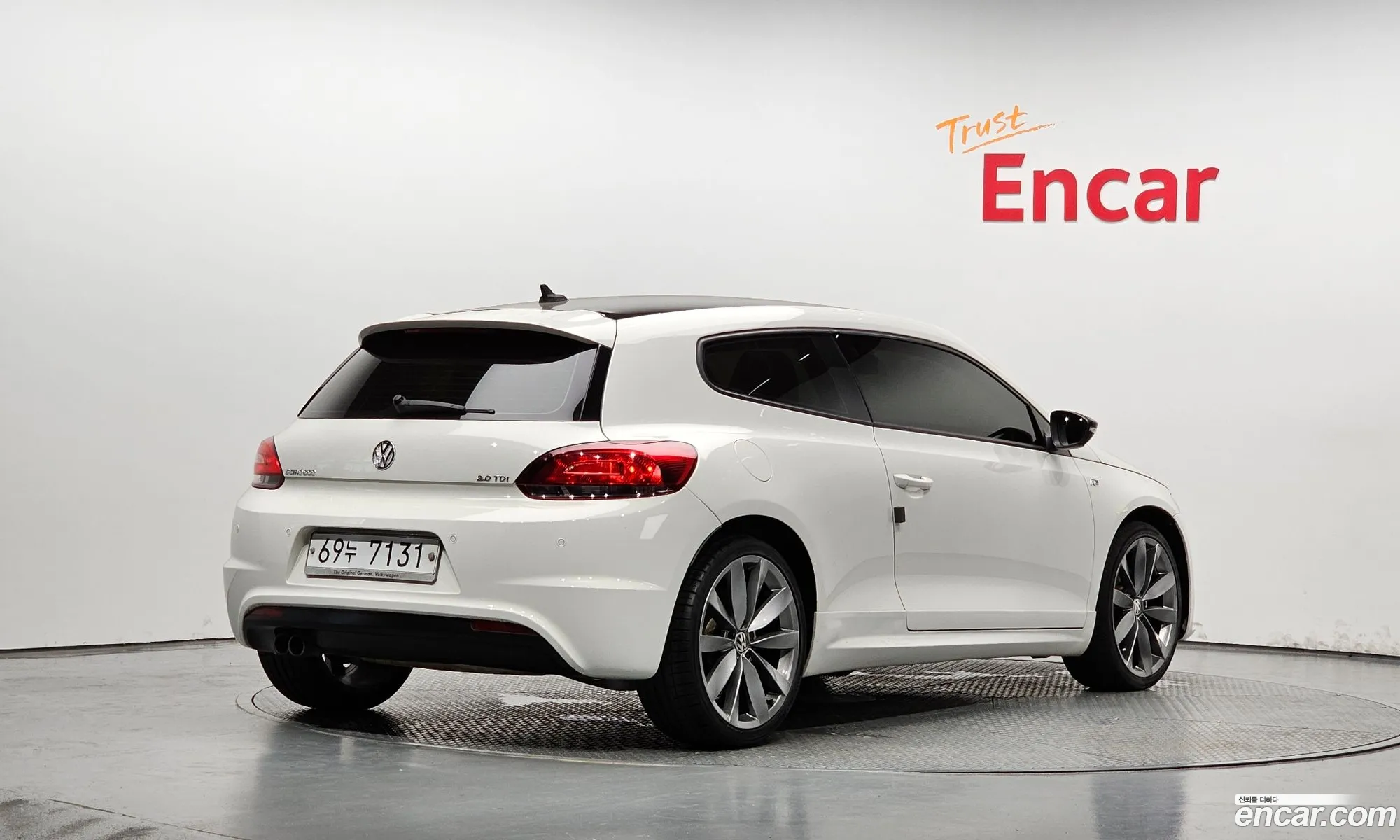 Volkswagen Scirocco 20 Tdi R-Line - фотография 8483184