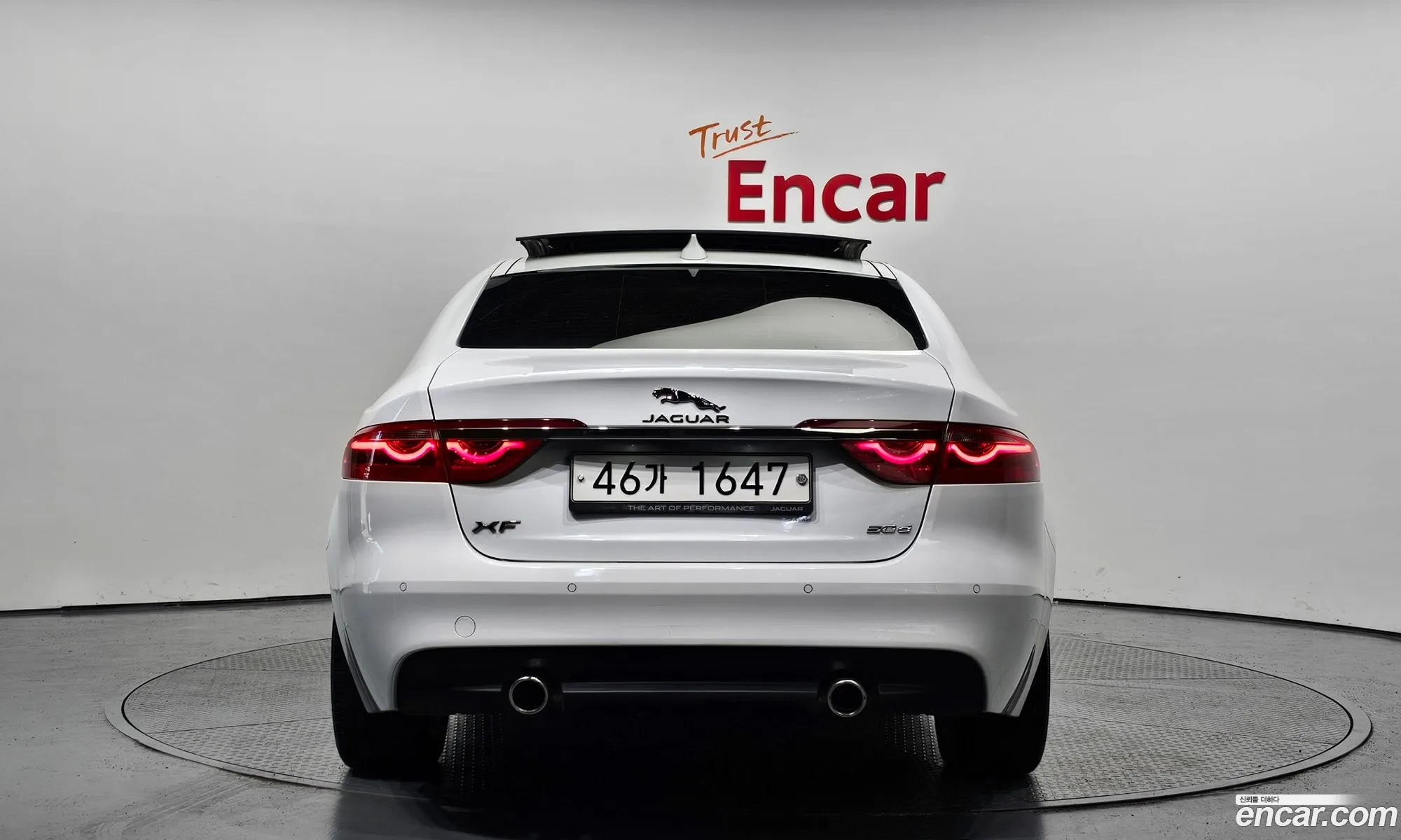 Jaguar Xf X260 30D Portfolio - фотография 3938842