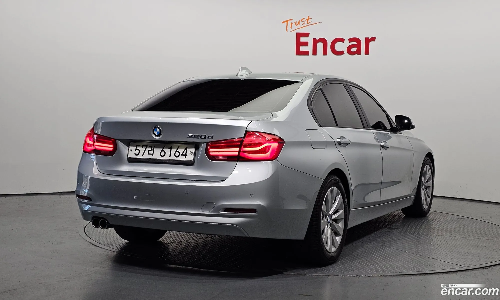 BMW 3 Series F30 320D - фотография 18629588