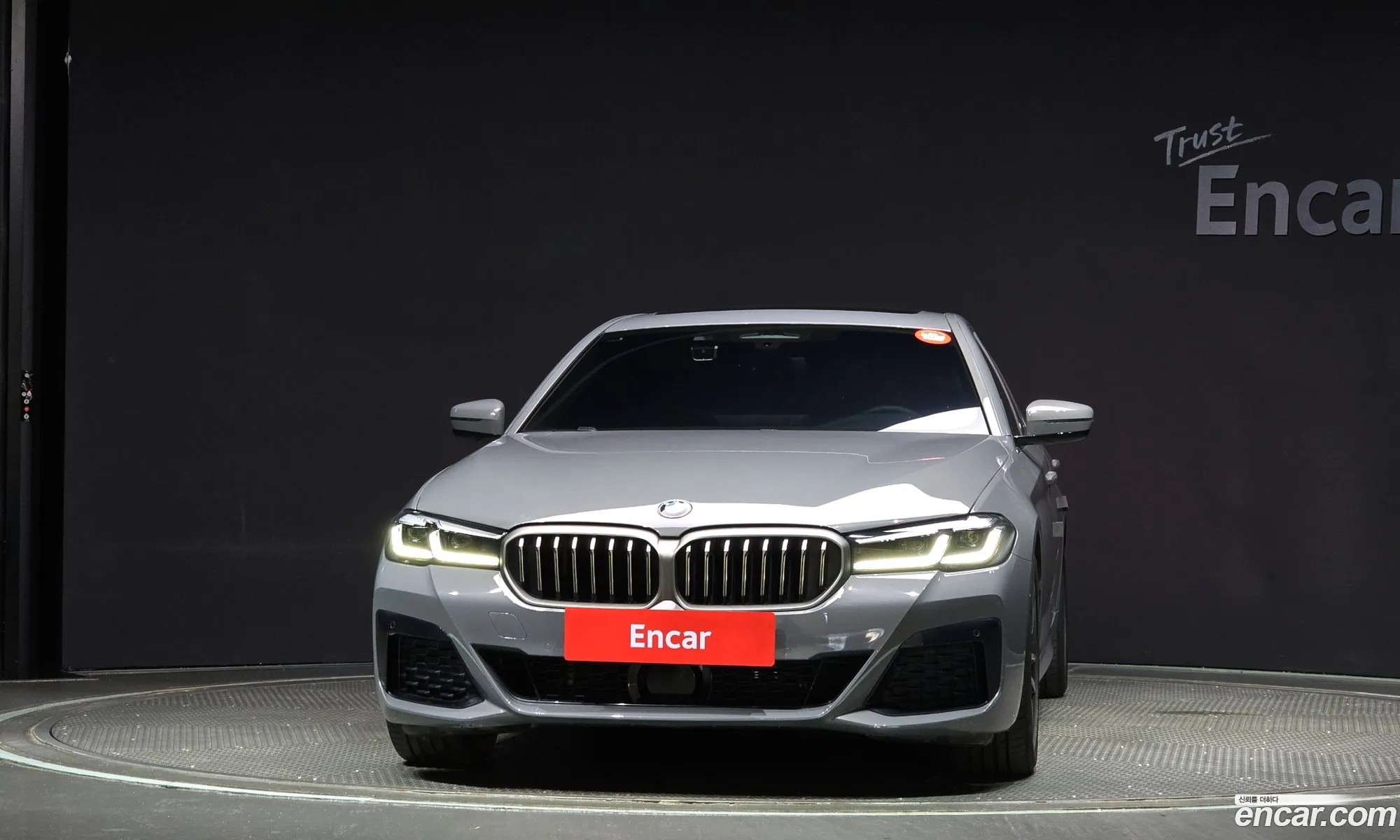 BMW 5 Series G30 520I M Sports - фотография 7364477