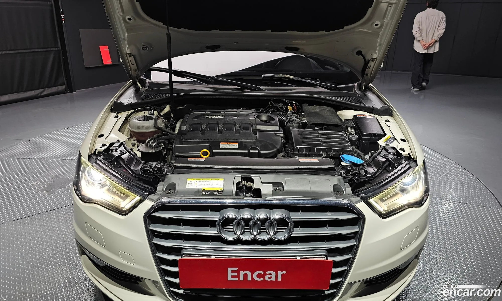 Audi New A3 25 Tdi Dynamic 8V - фотография 1217727