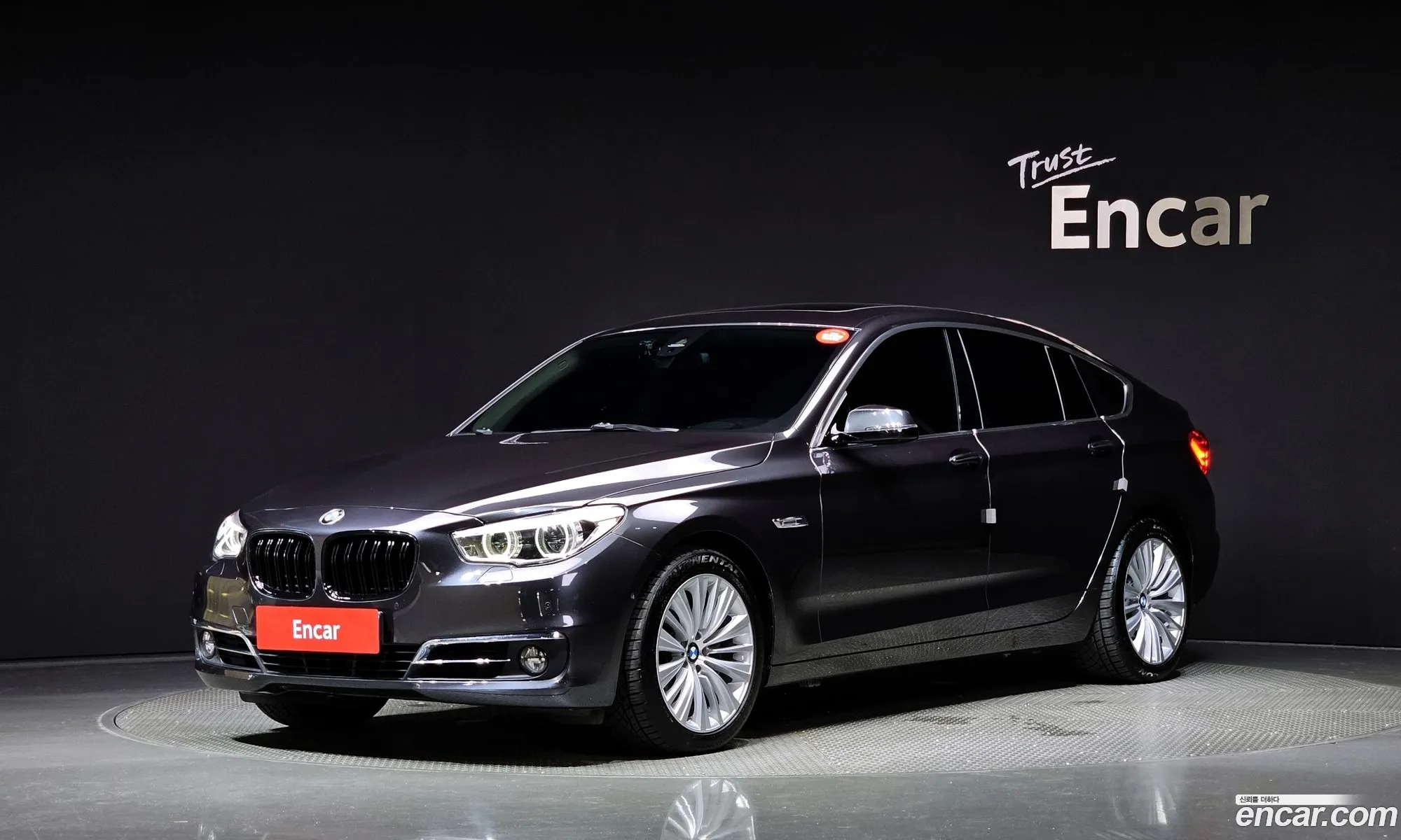 BMW 5 Series Gt F07 Gt 30D xDrive - фотография 8222280