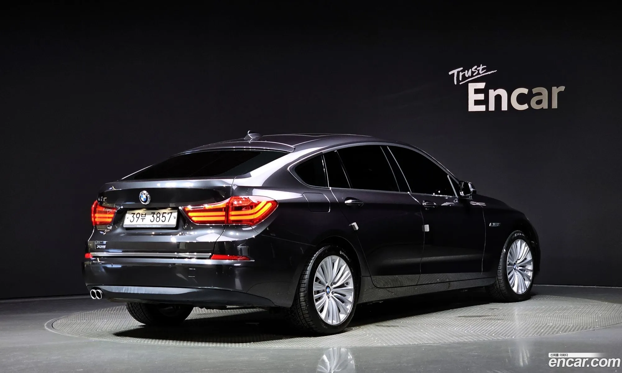 BMW 5 Series Gt F07 Gt 30D xDrive - фотография 8222281