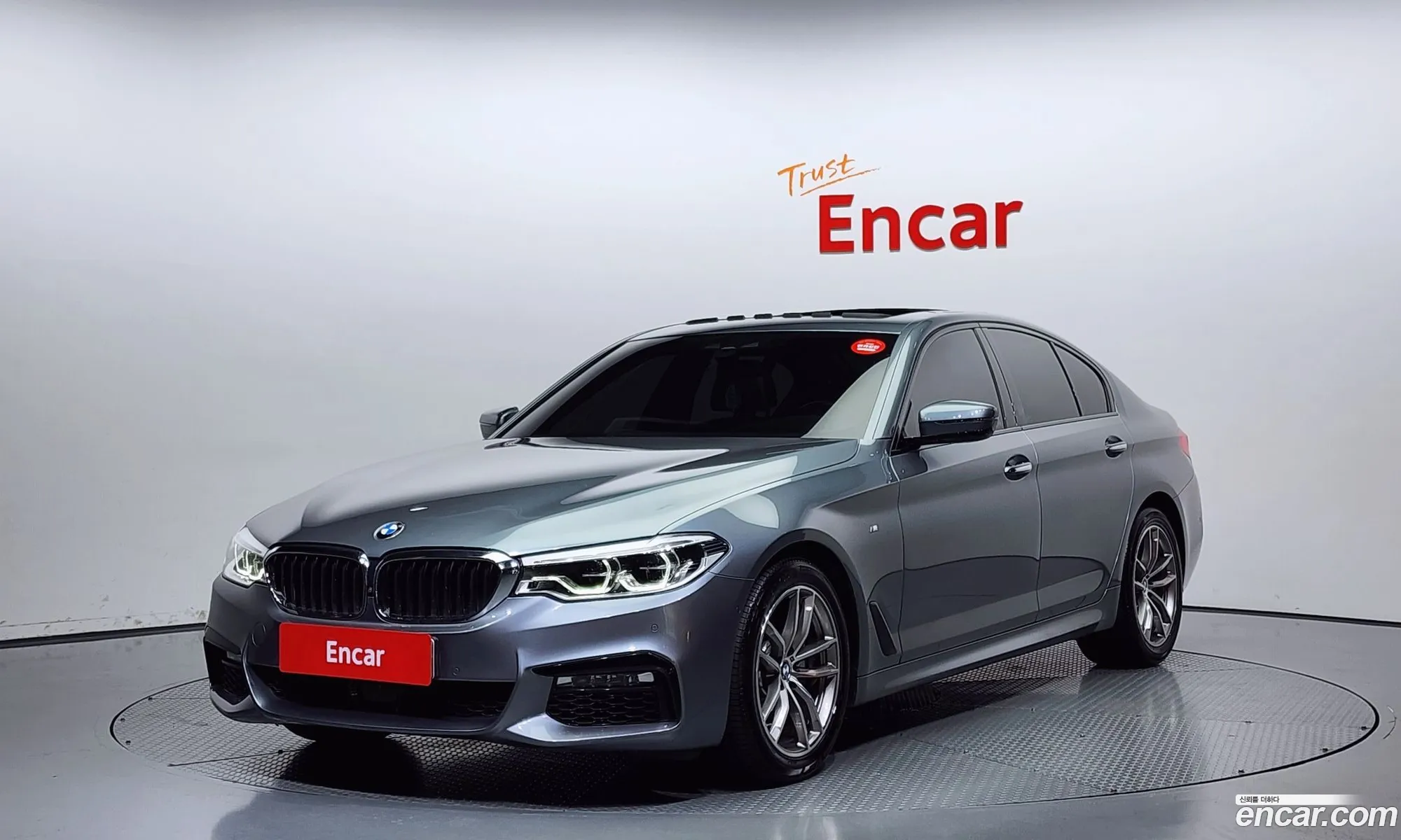 BMW 5 Series G30 520D xDrive M Sport Plus - фотография 8858951