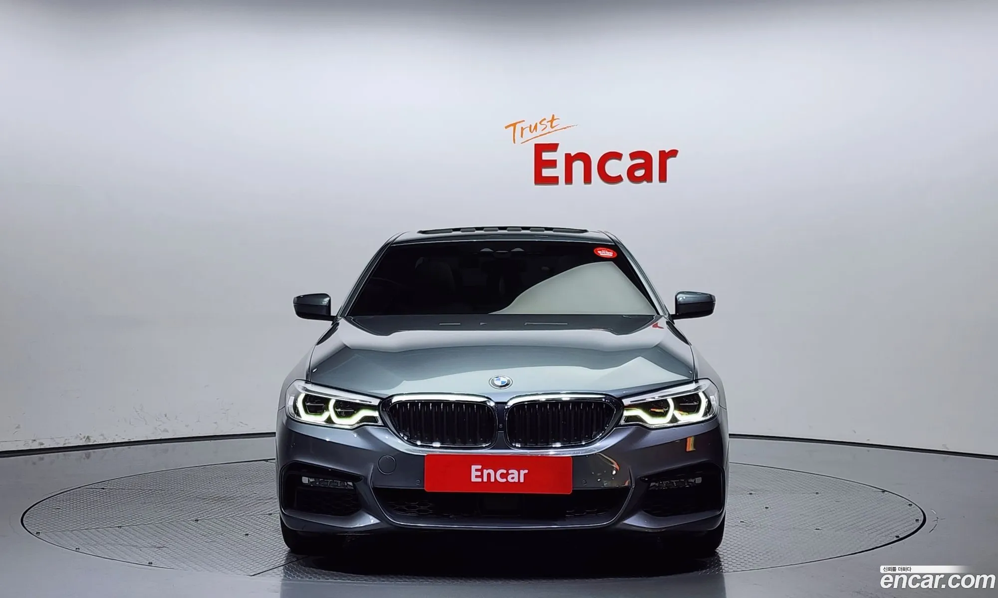 BMW 5 Series G30 520D xDrive M Sport Plus - фотография 8858953