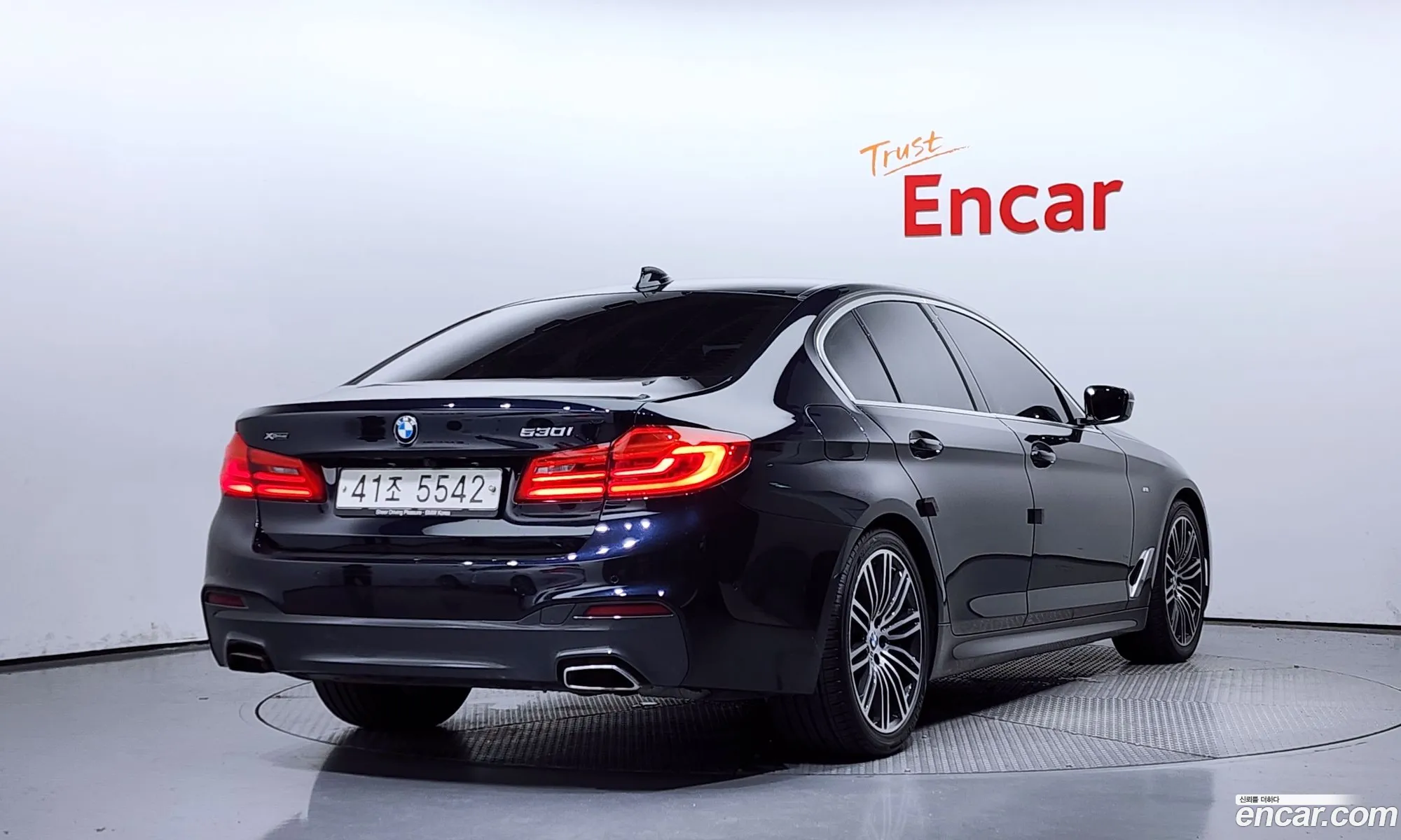 BMW 5 Series G30 530I xDrive M Sport Plus - фотография 8222269
