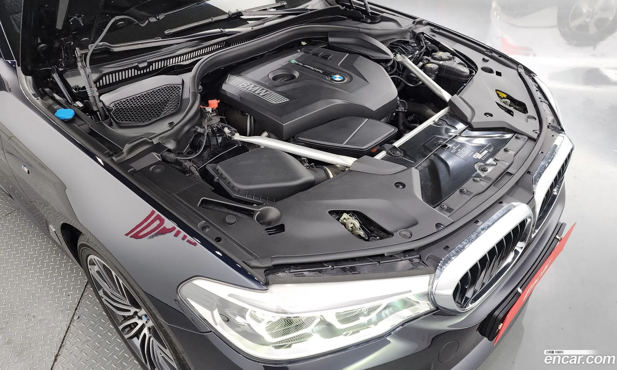 BMW 5 Series G30 530I xDrive M Sport Plus - фотография 8222273