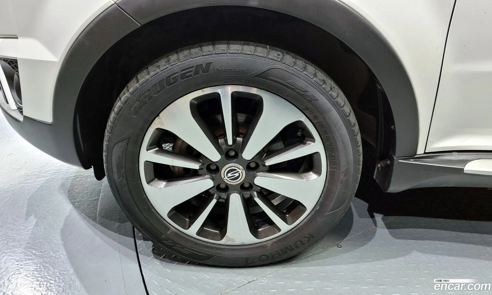 Kg Mobility Ssangyong New Korando C 20 Cvt 2Wd High-End Model - фотография 7918067