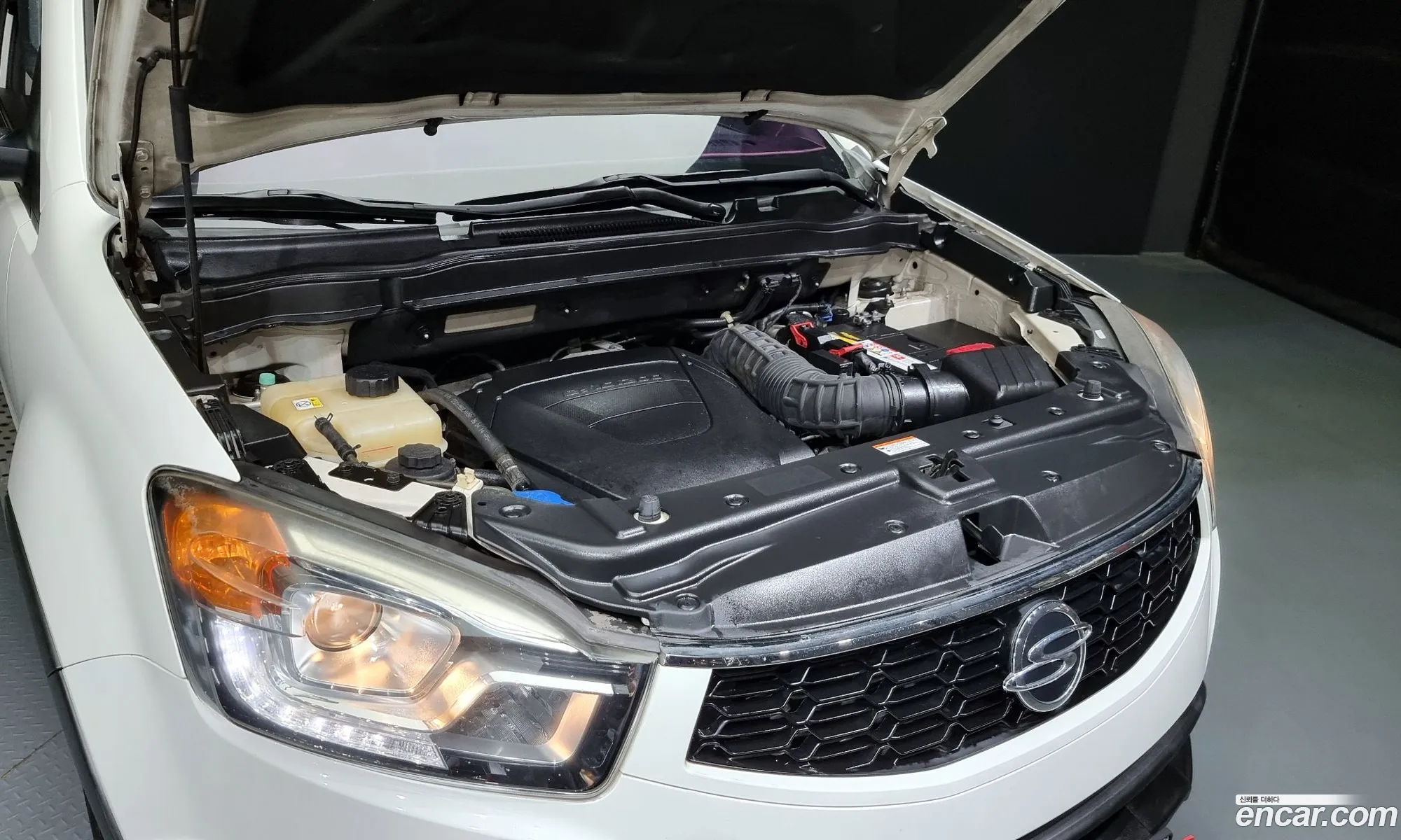 Kg Mobility Ssangyong New Korando C 20 Cvt 2Wd High-End Model - фотография 7918068