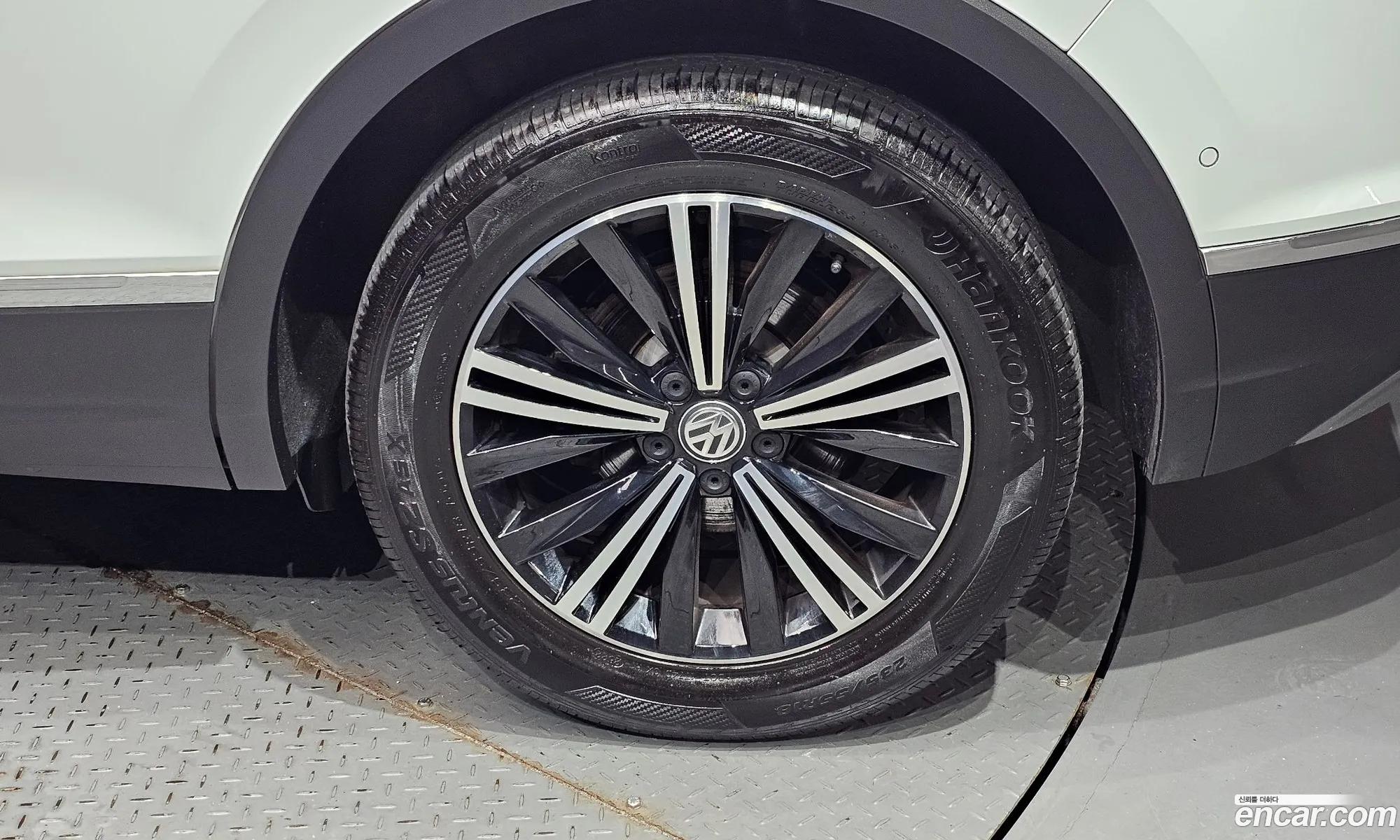 Volkswagen Tiguan 2Nd Generation 20 Tdi Prestige - фотография 8462776