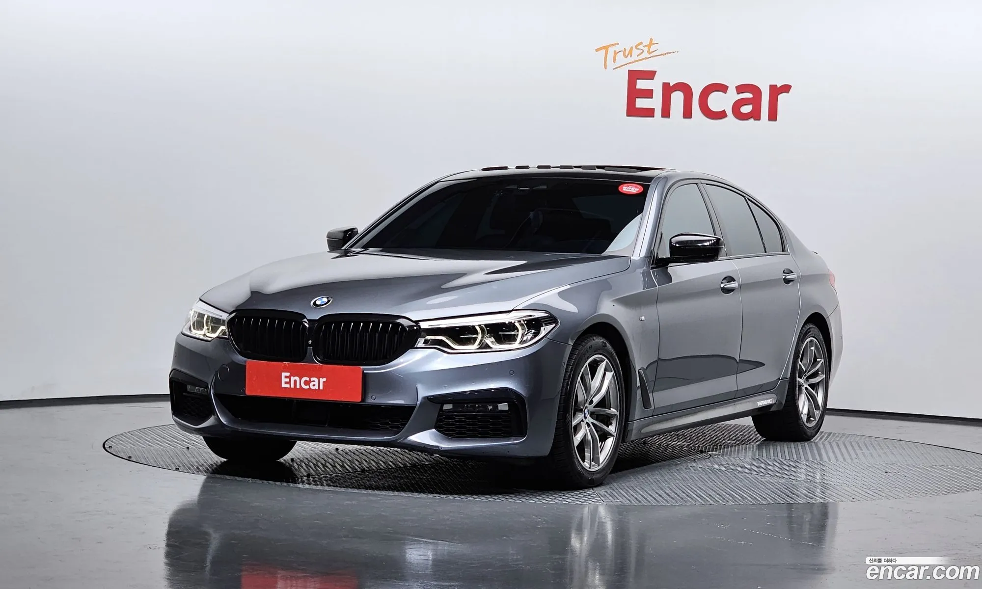 BMW 5 Series G30 520D xDrive M Sport Plus - фотография 4824613