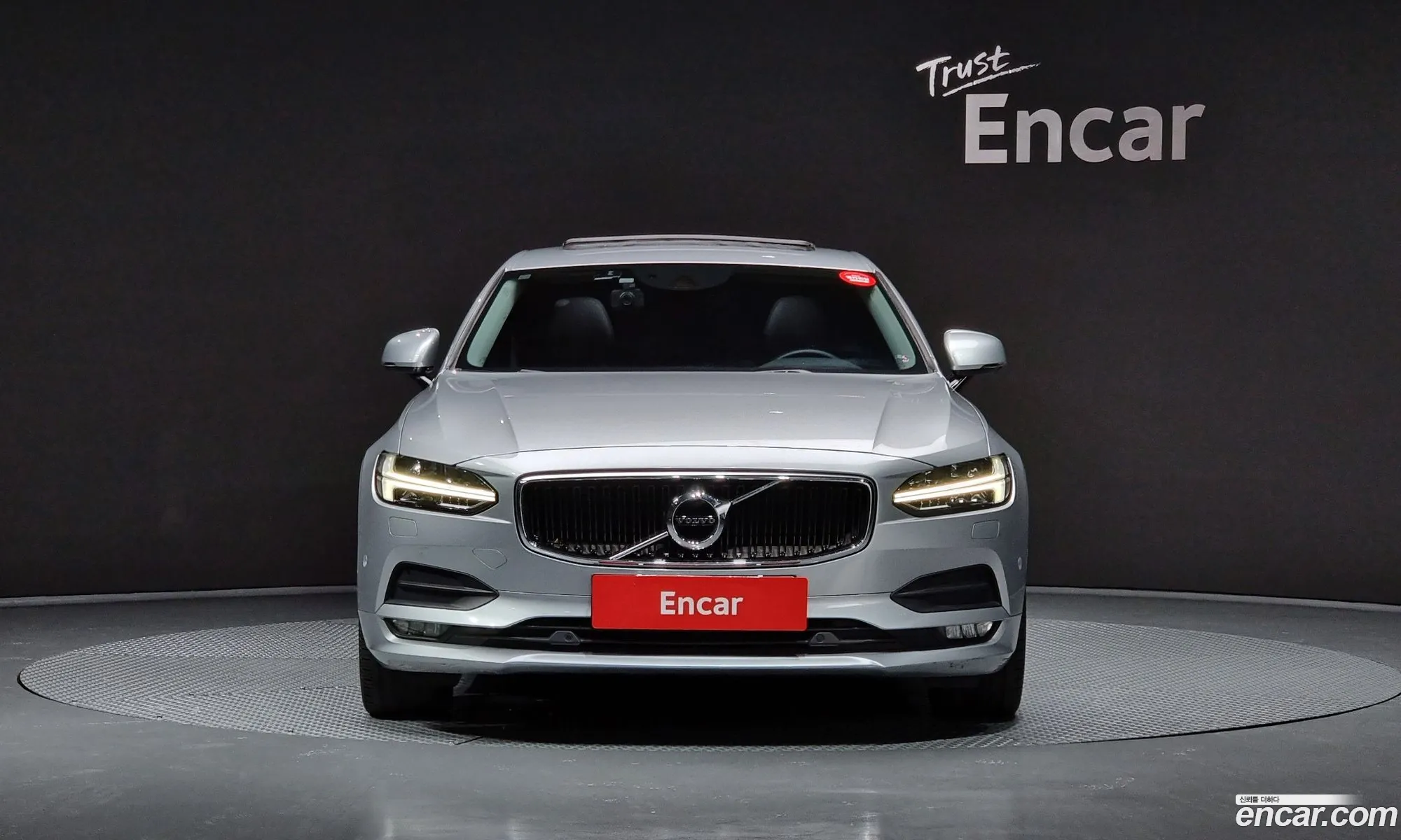 Volvo S90 D4 Momentum - фотография 6533679