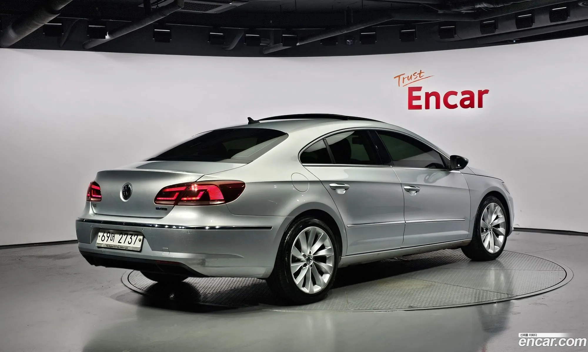Volkswagen New Cc 20 Tdi Bluemotion - фотография 12481186