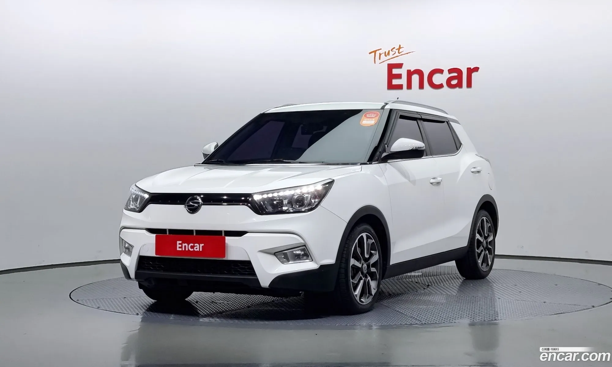 Kg Mobility Ssangyong Tivoli Diesel Lx 2Wd - фотография 7389462