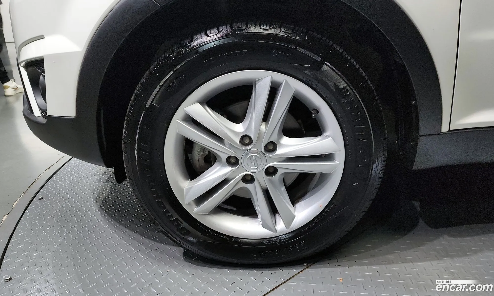 Kg Mobility Ssangyong New Korando C 20 Cvt 2Wd High-End Model - фотография 7714977