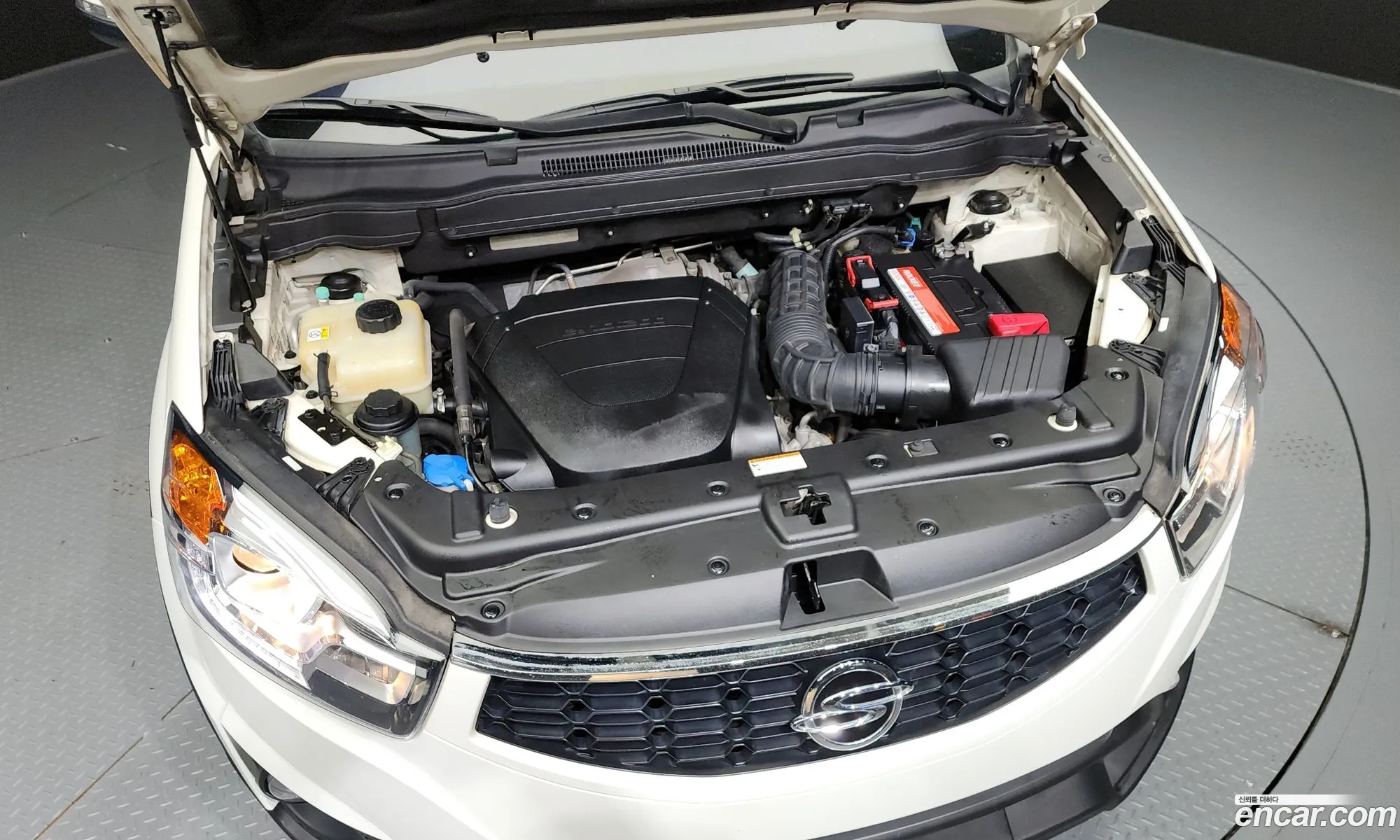 Kg Mobility Ssangyong New Korando C 20 Cvt 2Wd High-End Model - фотография 7714978