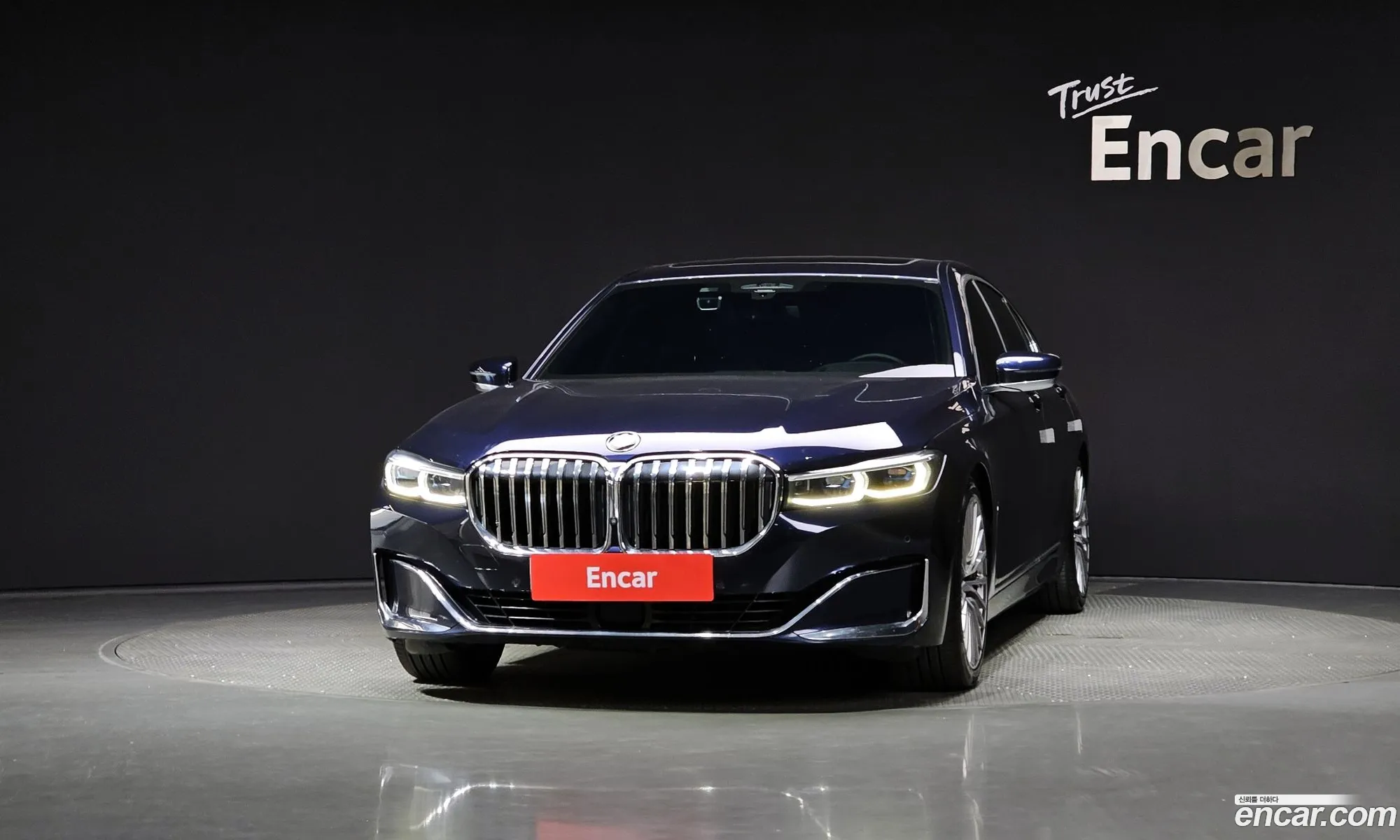 BMW 7 Series G11 740D xDrive Design Pure Excellence - фотография 7446174