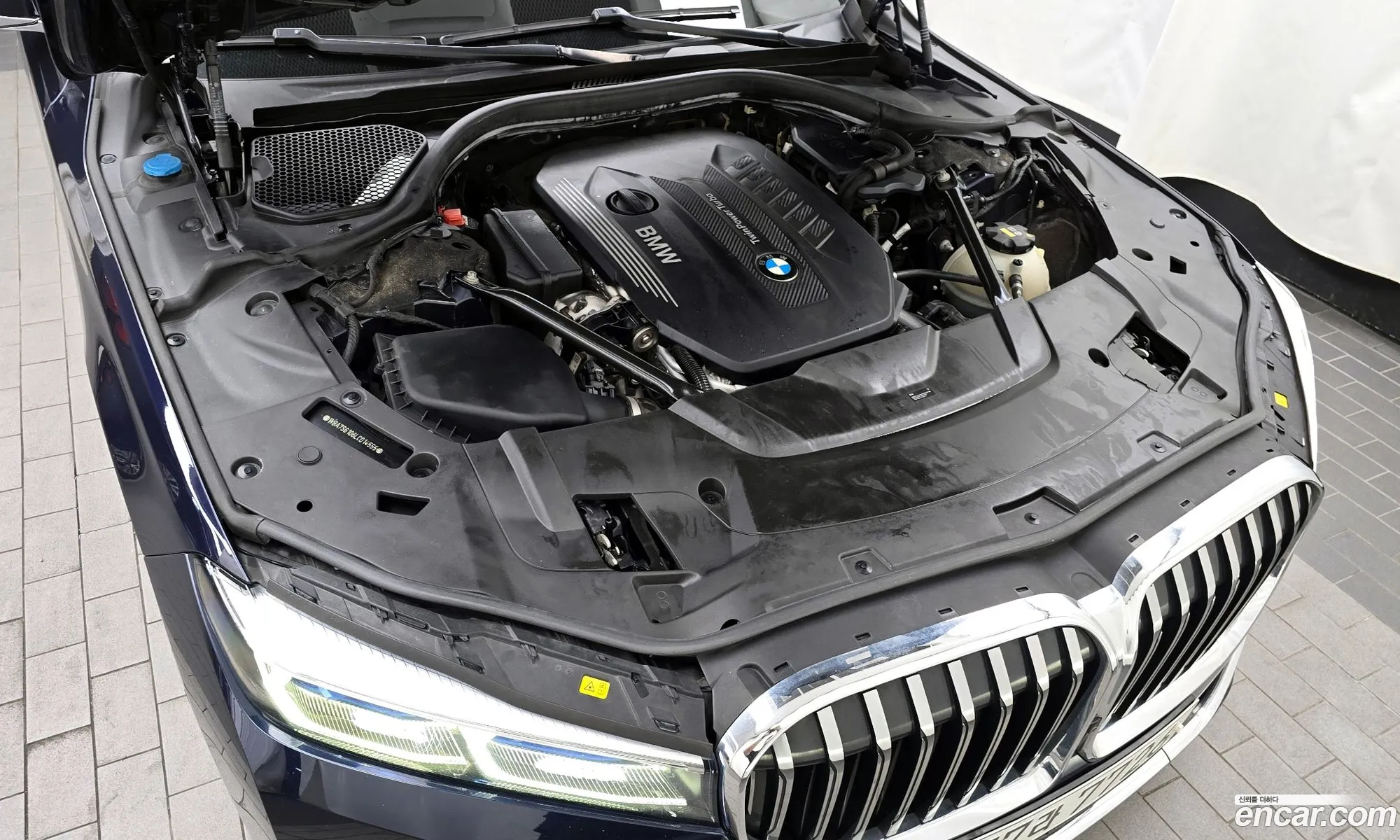 BMW 7 Series G11 740D xDrive Design Pure Excellence - фотография 7446177