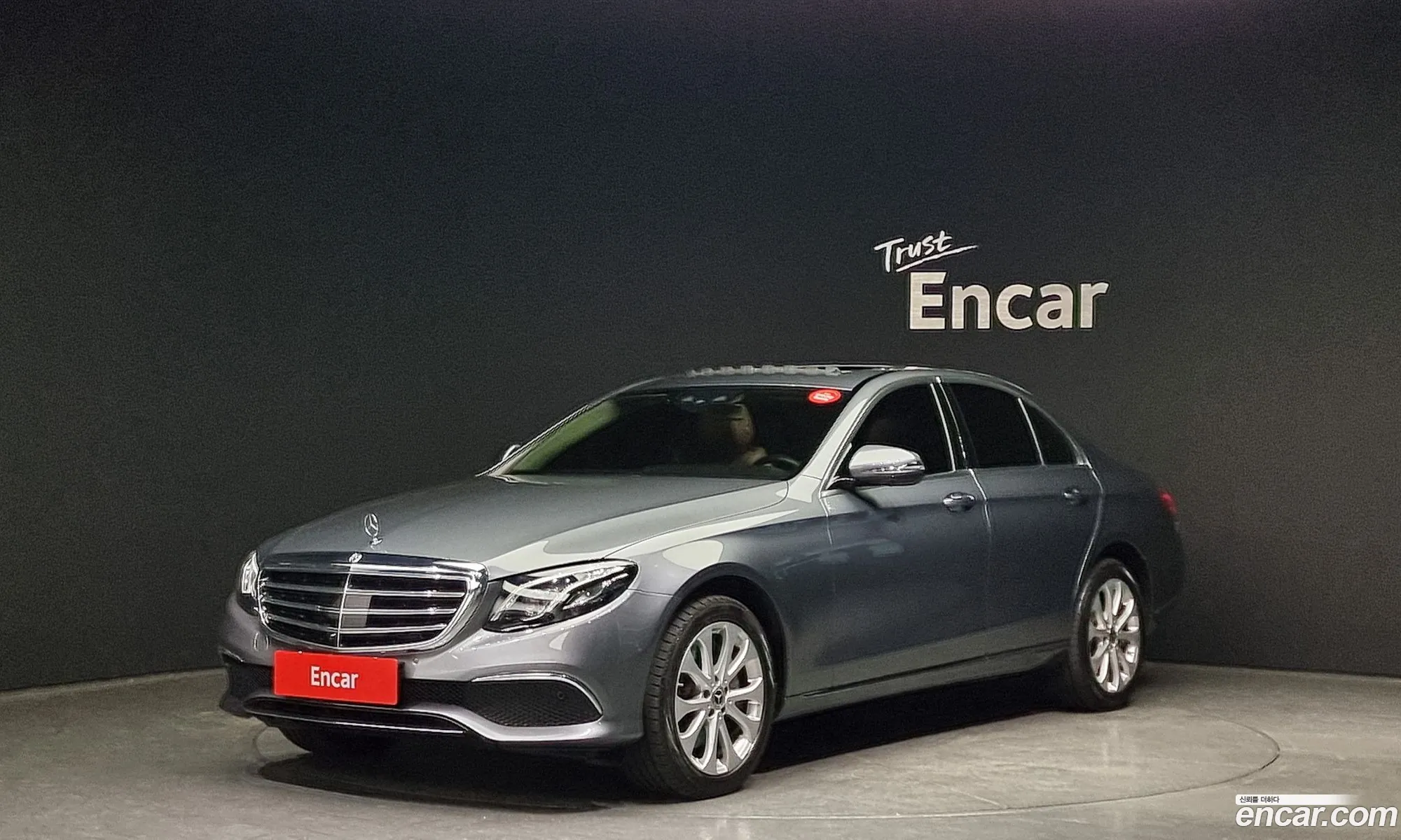 E-Class W213 E300 4Matic Exclusive - фотография 1038580