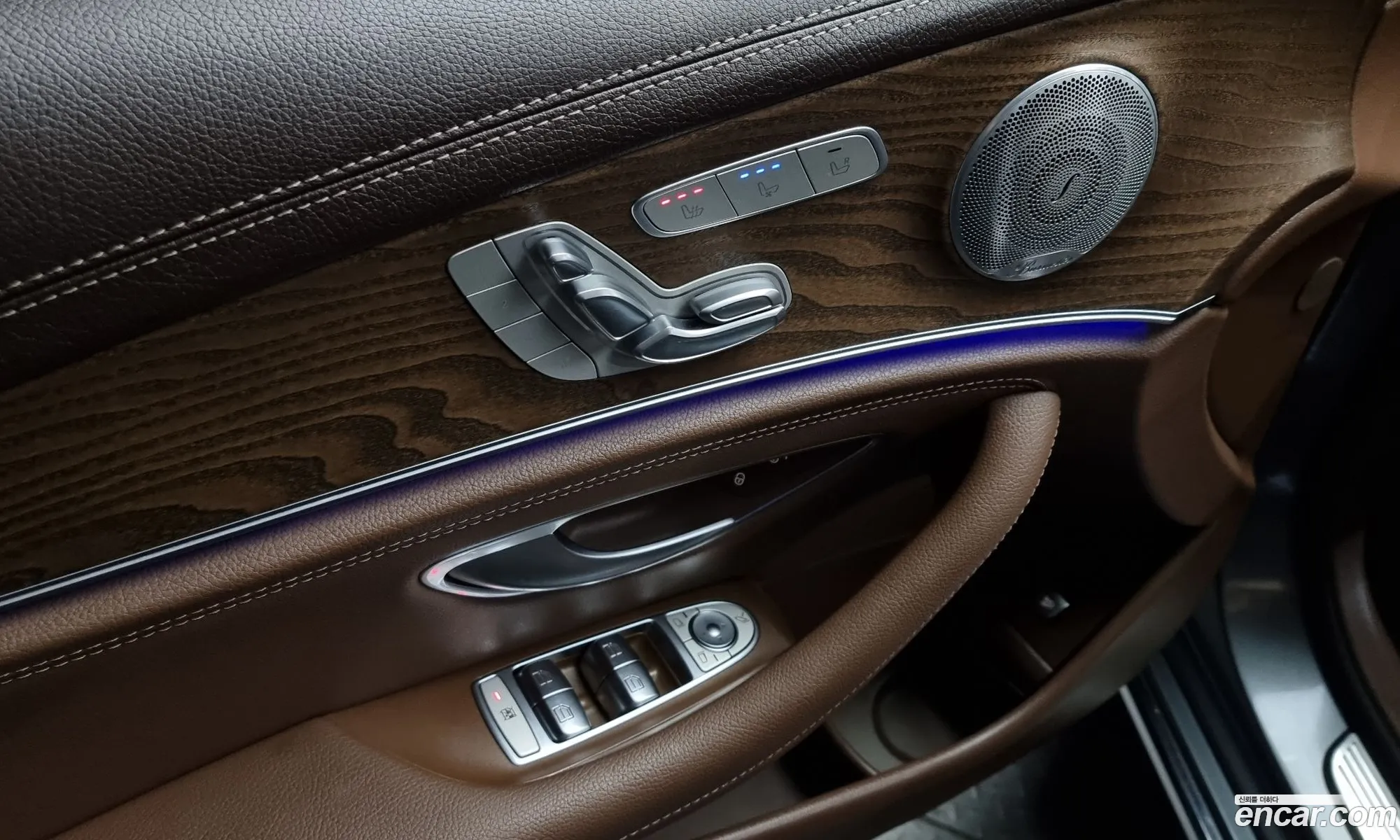 E-Class W213 E300 4Matic Exclusive - фотография 1038583