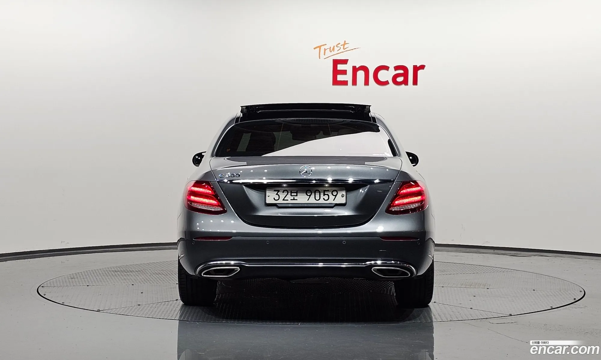 Mercedes E-Class W213 E300 Exclusive - фотография 19501088