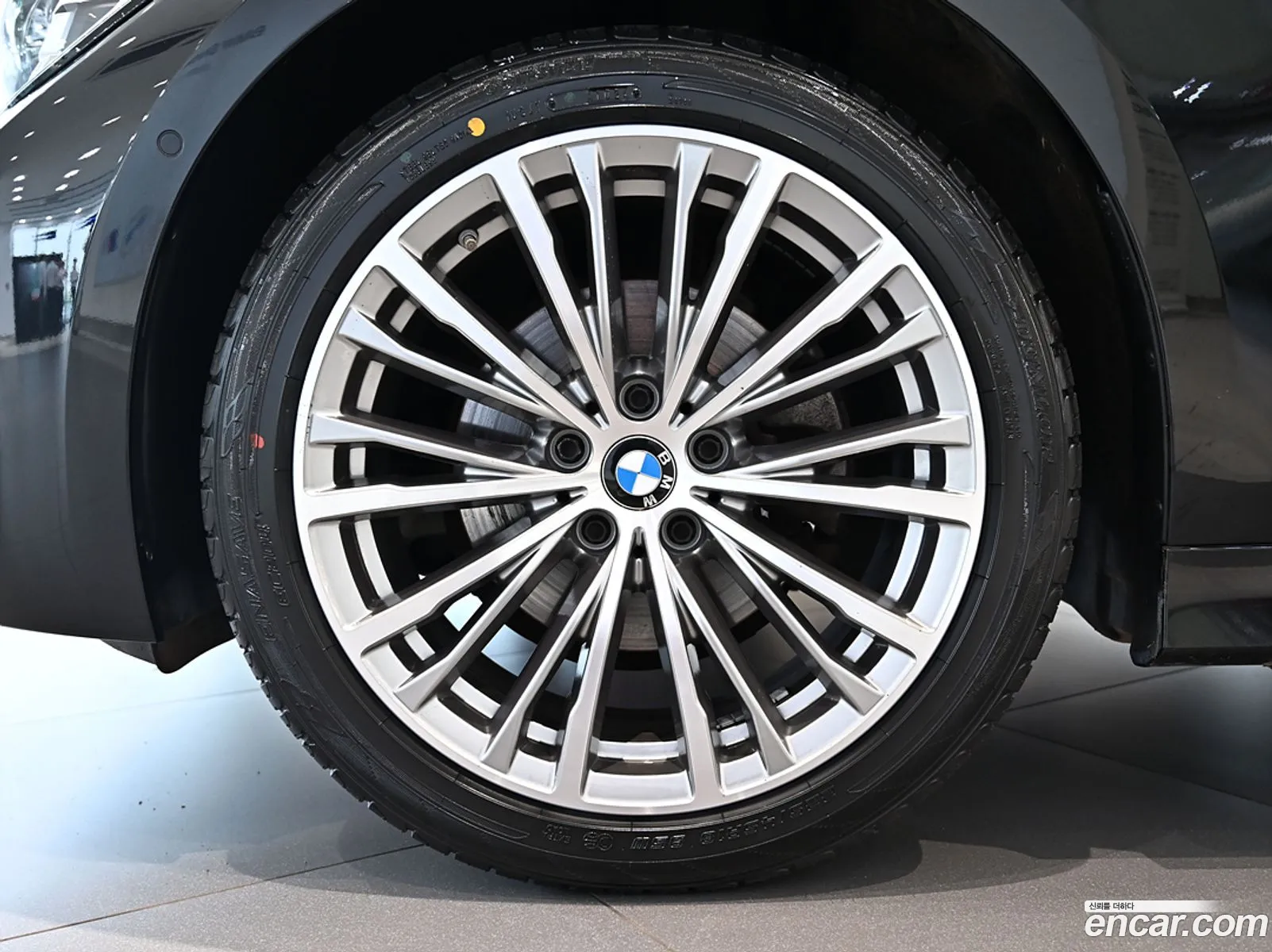 BMW 3 Series G20 320I Luxury - фотография 18520133