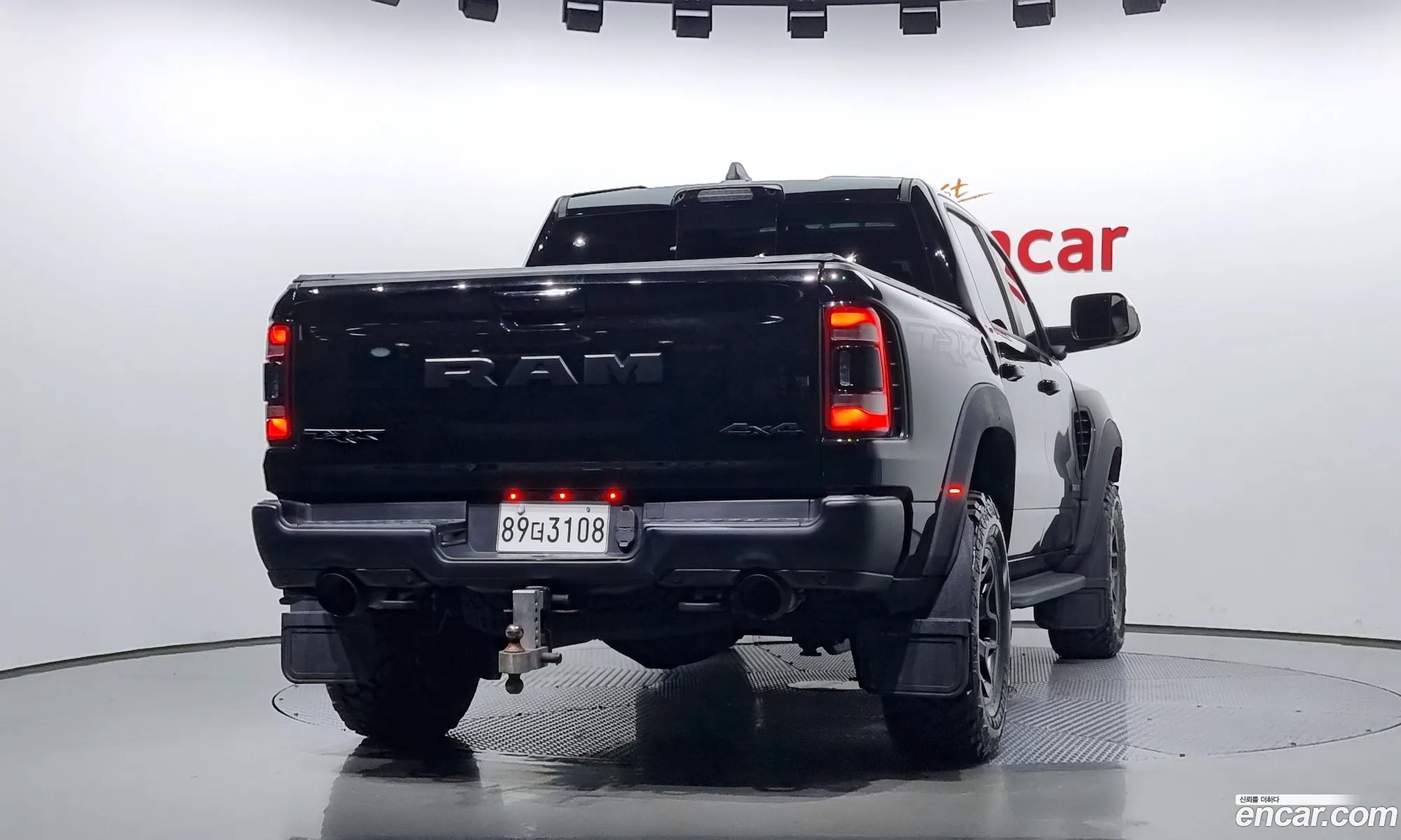 Dodge Ram Pickup 62 - фотография 3543536