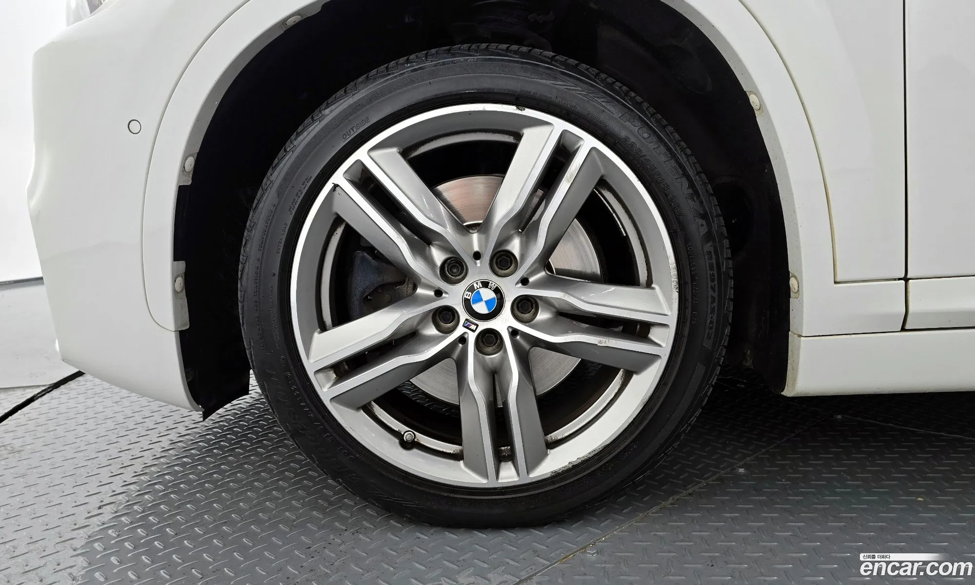 BMW X1 F48 xDrive 20D M Sport - фотография 18578930