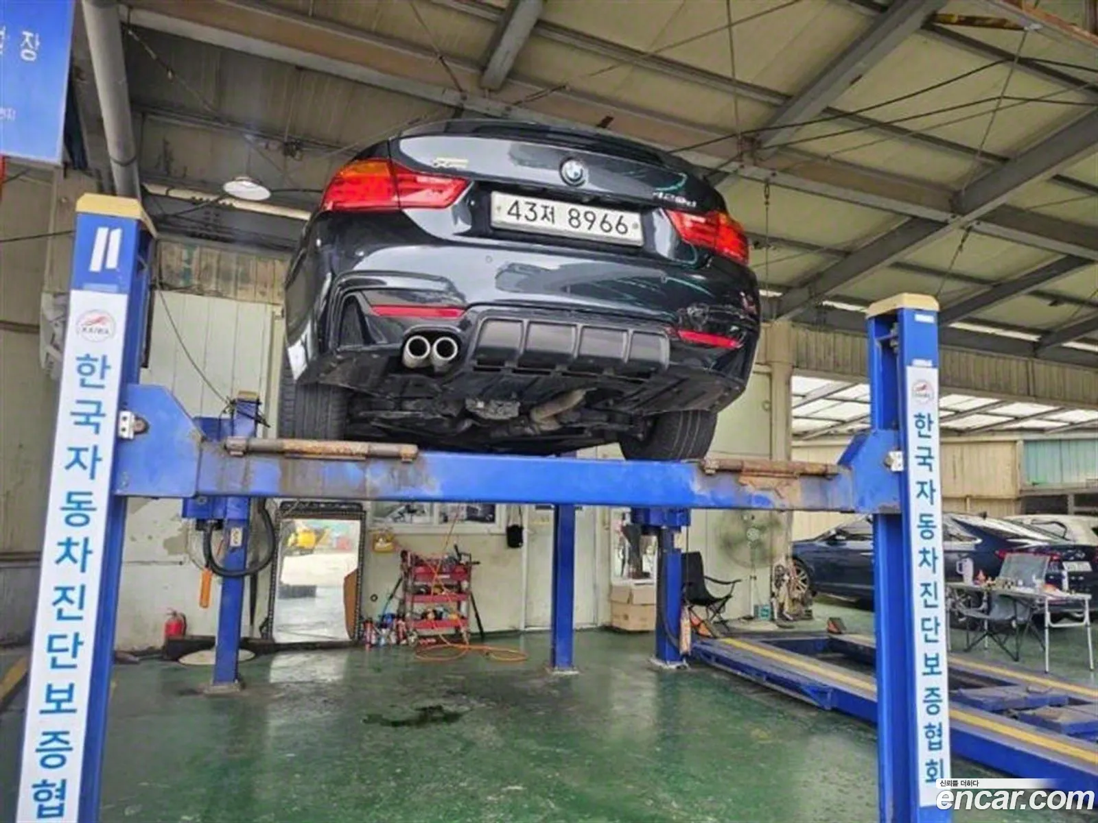 BMW 4 Series F32 420D xDrive M Sports Coupe - фотография 7392291
