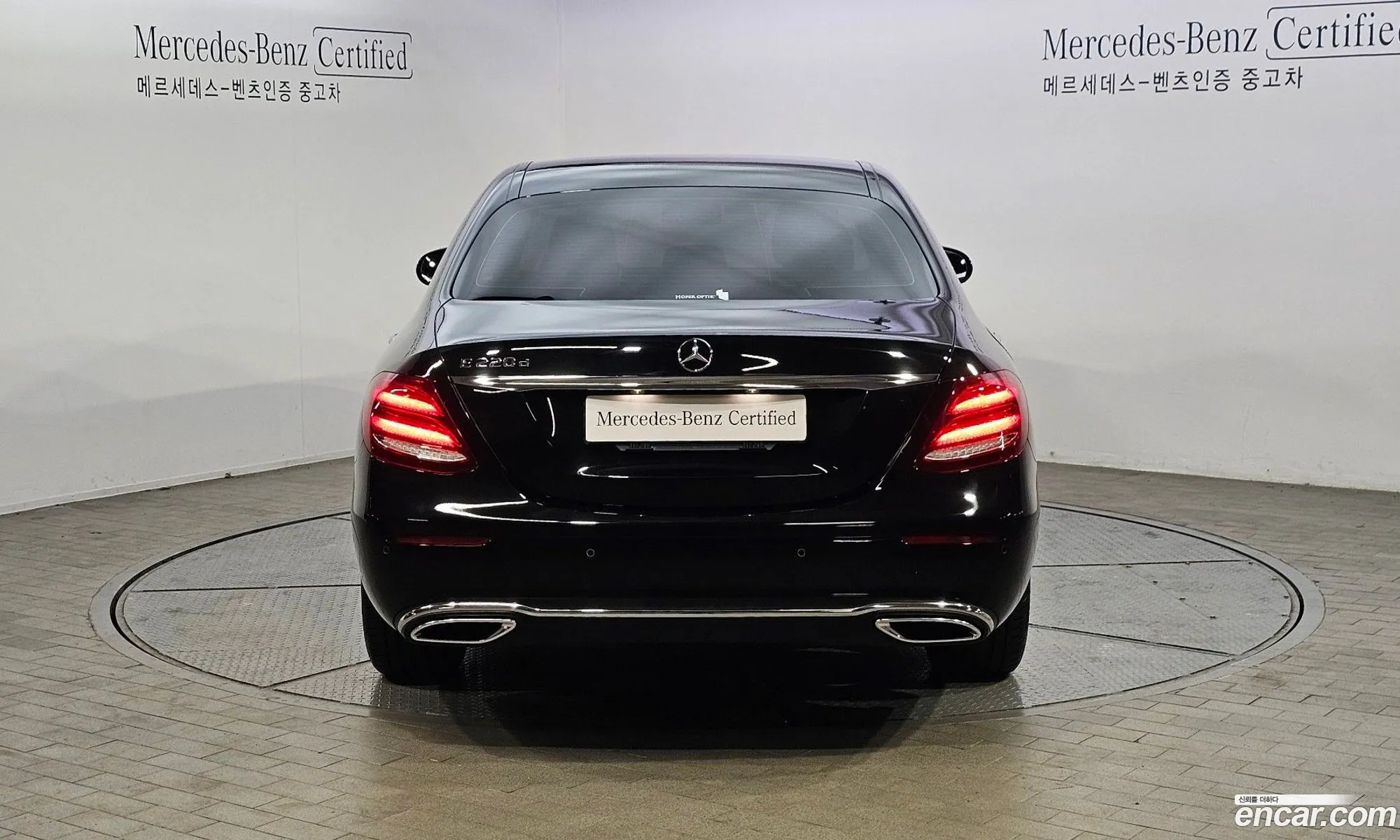 Mercedes E-Class W213 E220D Avantgarde - фотография 19778877
