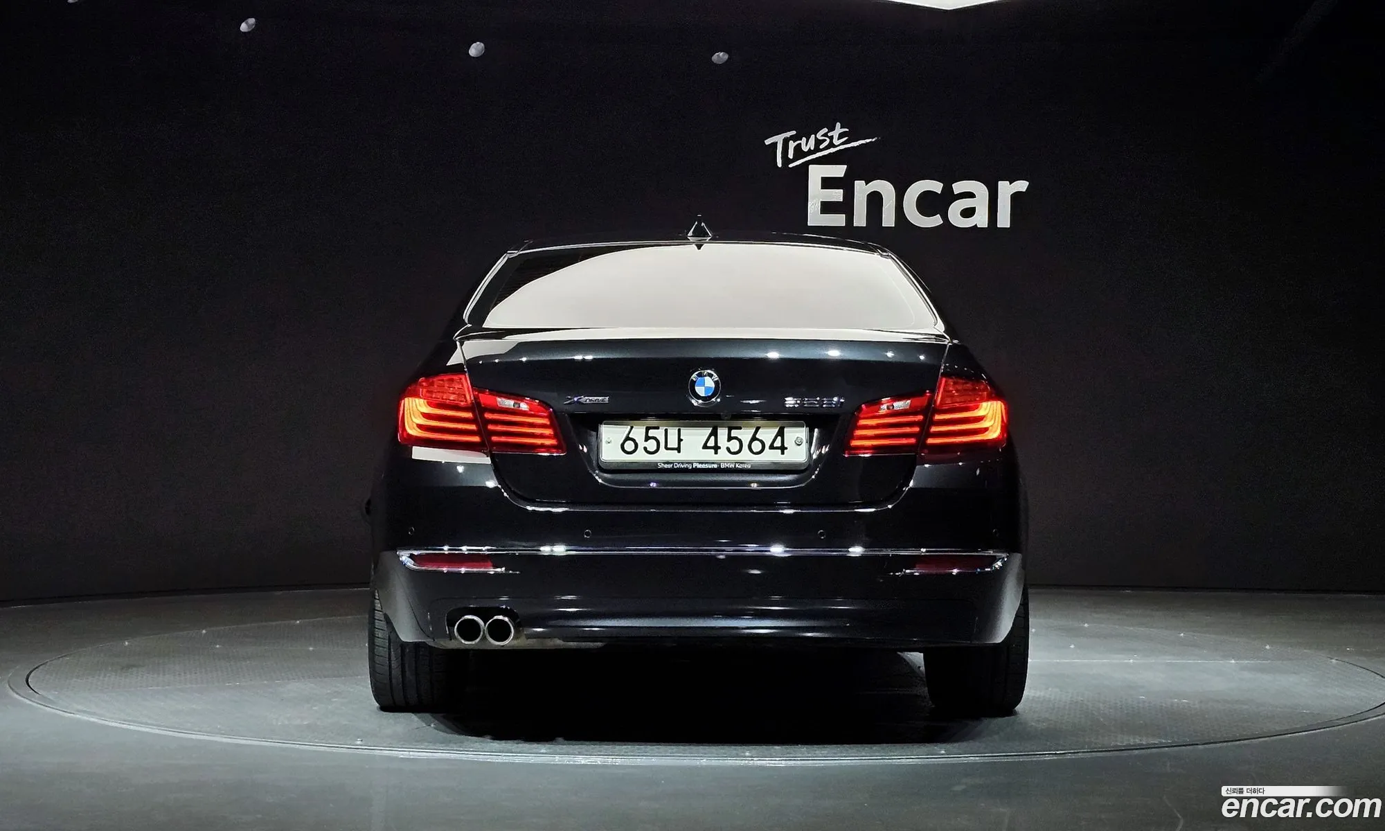 BMW 5 Series F10 528I xDrive Luxury - фотография 18496053