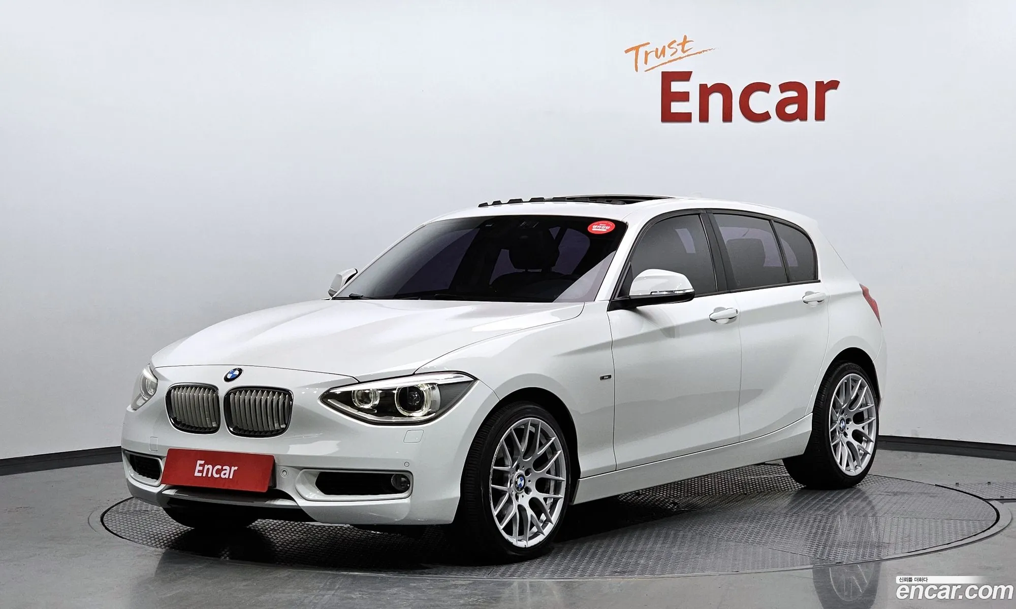 BMW 1 Series F20 118D Urban Pack 1 5-Door - фотография 18496026
