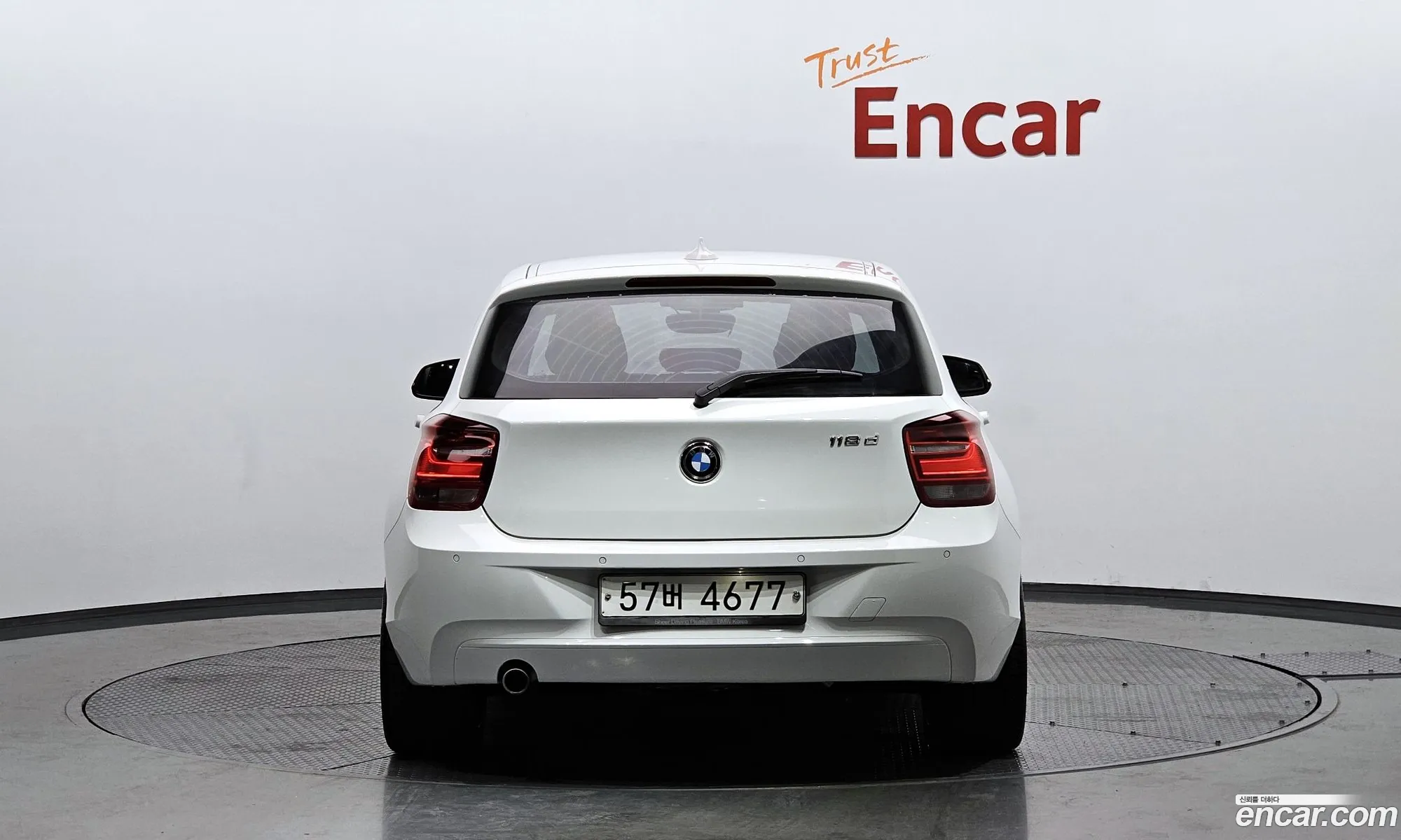 BMW 1 Series F20 118D Urban Pack 1 5-Door - фотография 18496029