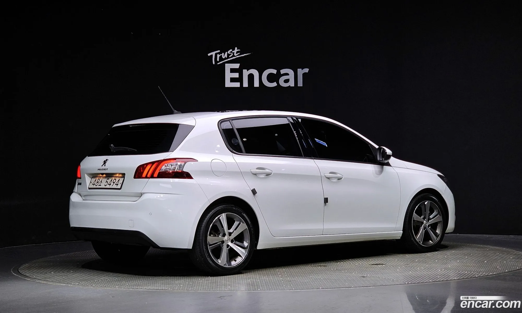 Peugeot 308 2Nd Generation 16 Bluehdi Allure - фотография 4896275