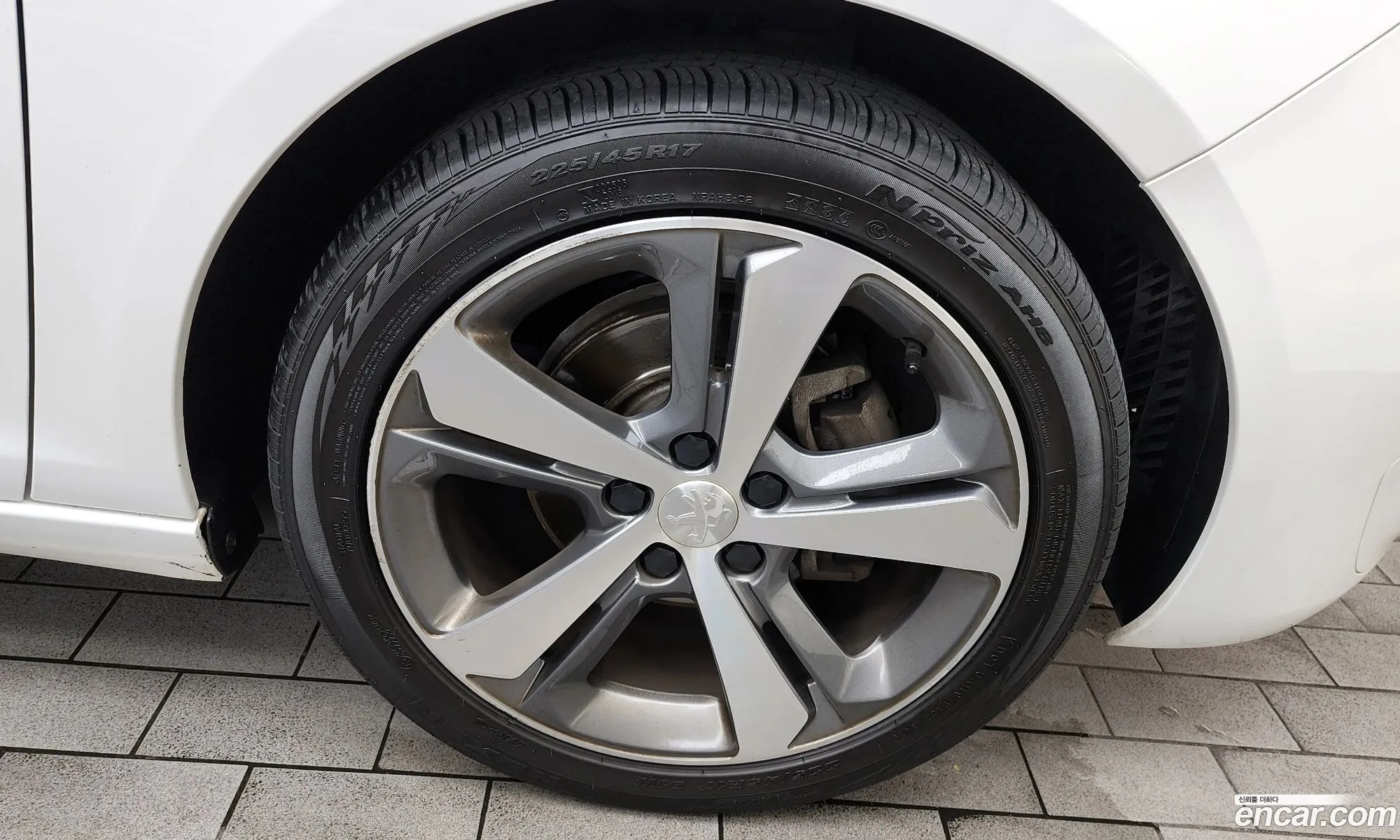 Peugeot 308 2Nd Generation 16 Bluehdi Allure - фотография 4896278