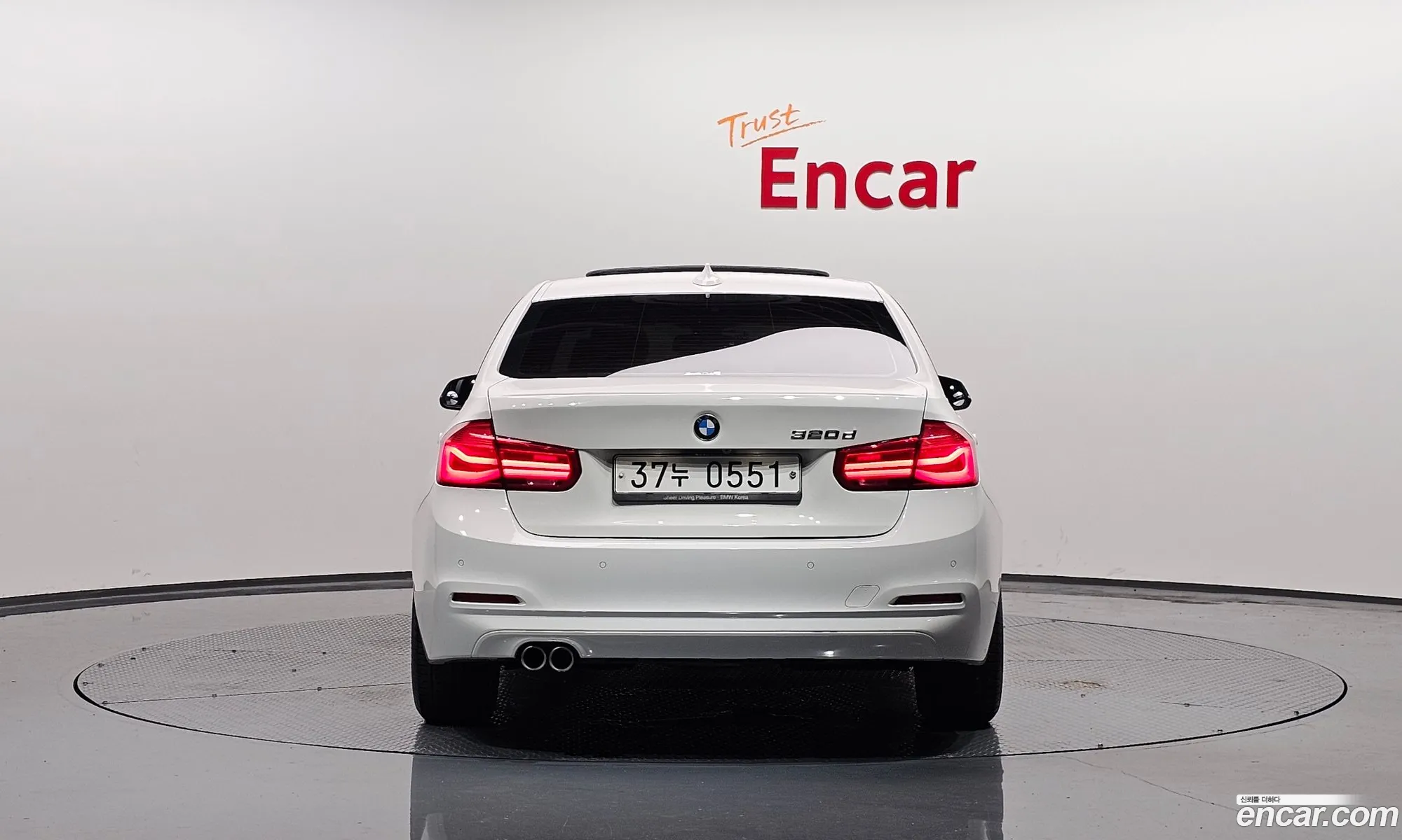 BMW 3 Series F30 320D - фотография 8375372