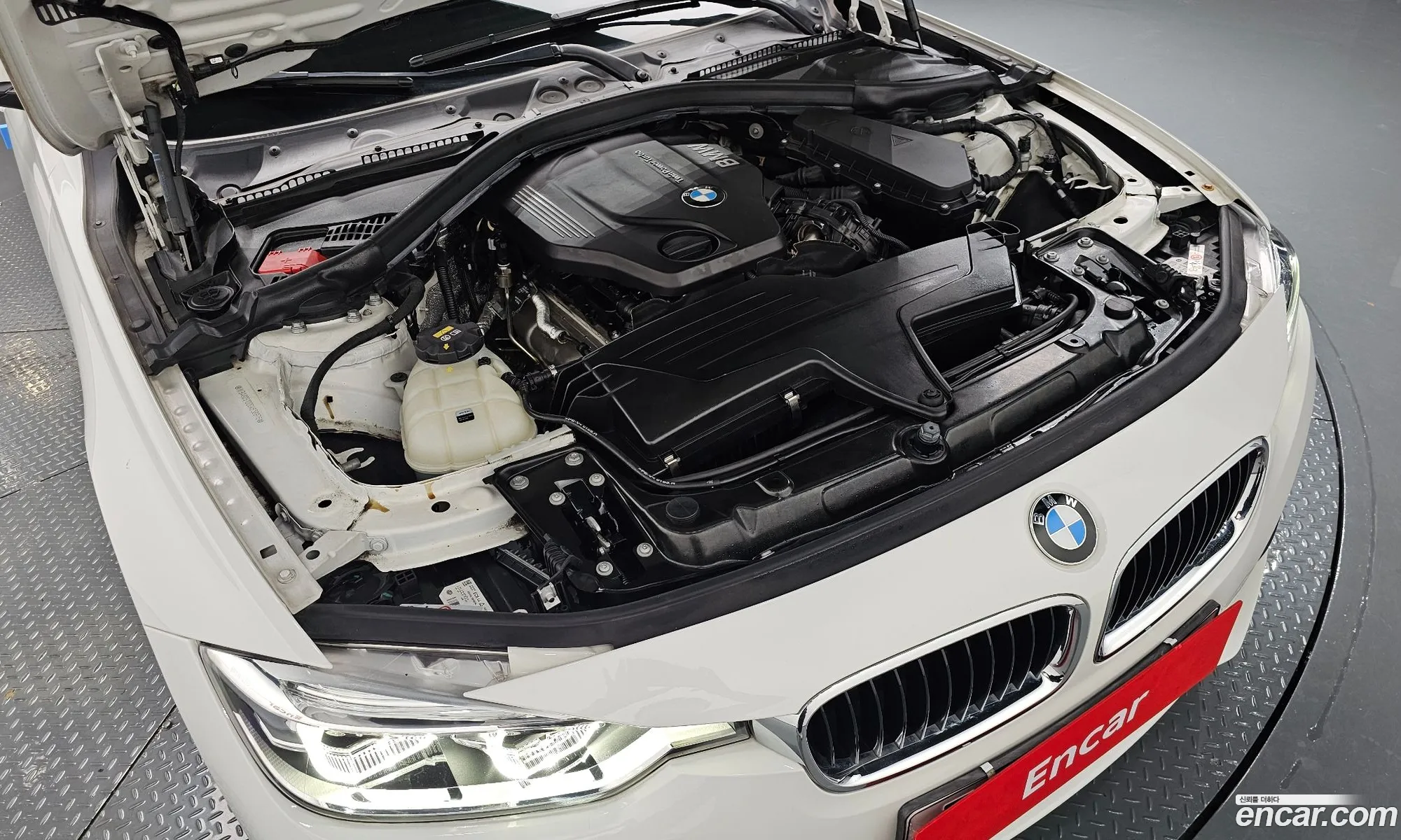 BMW 3 Series F30 320D - фотография 8375374