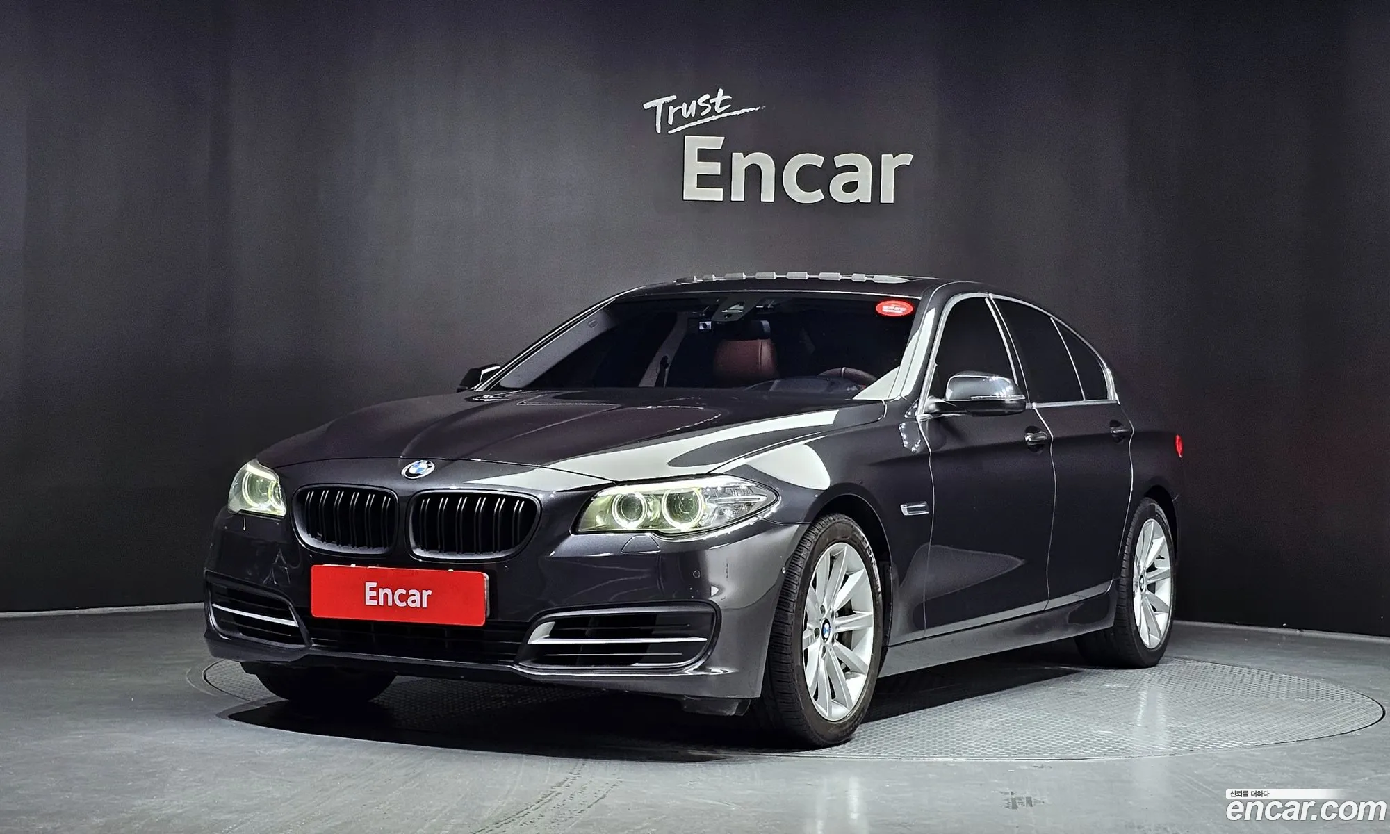 BMW 5 Series F10 528I - фотография 12523337