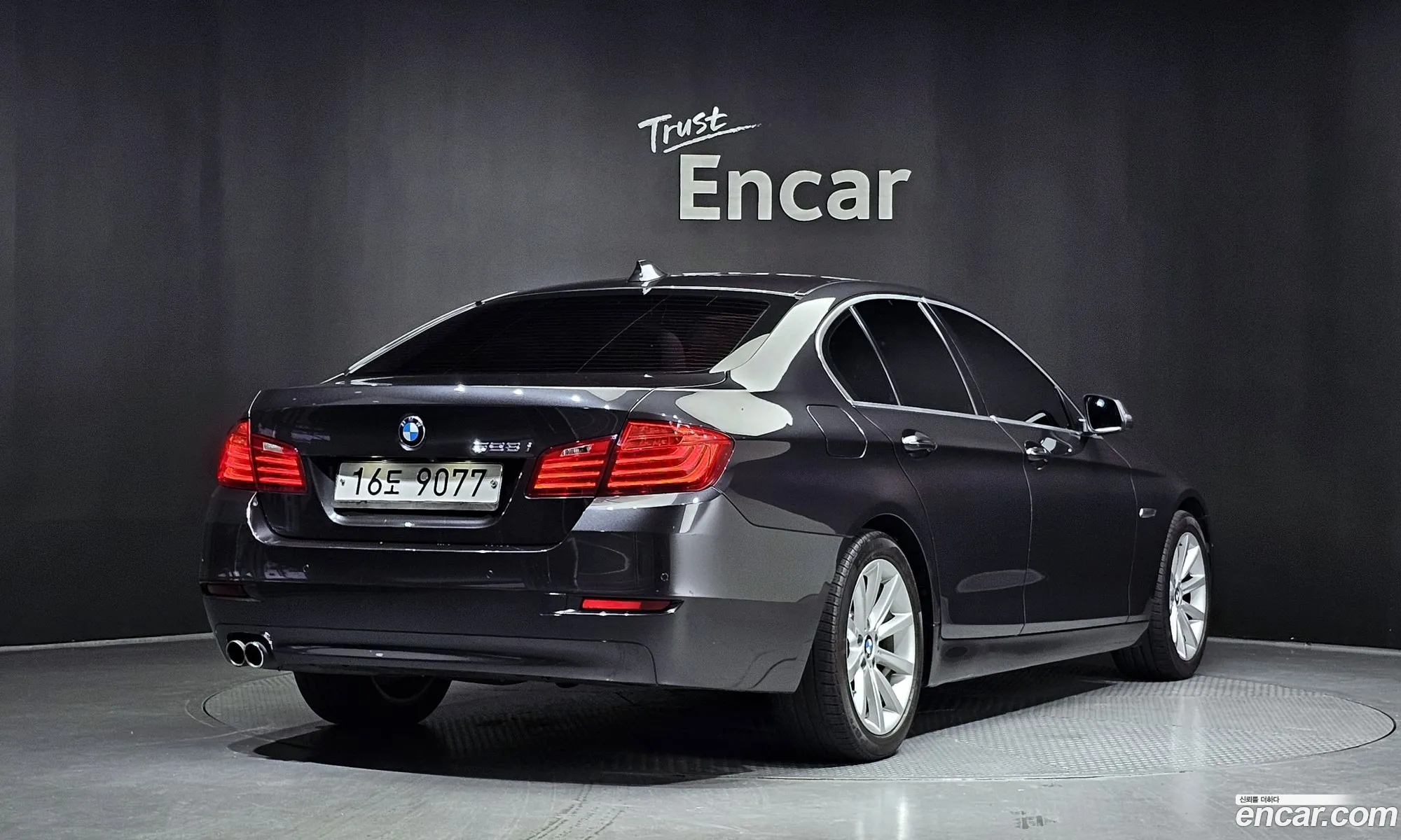 BMW 5 Series F10 528I - фотография 12523338