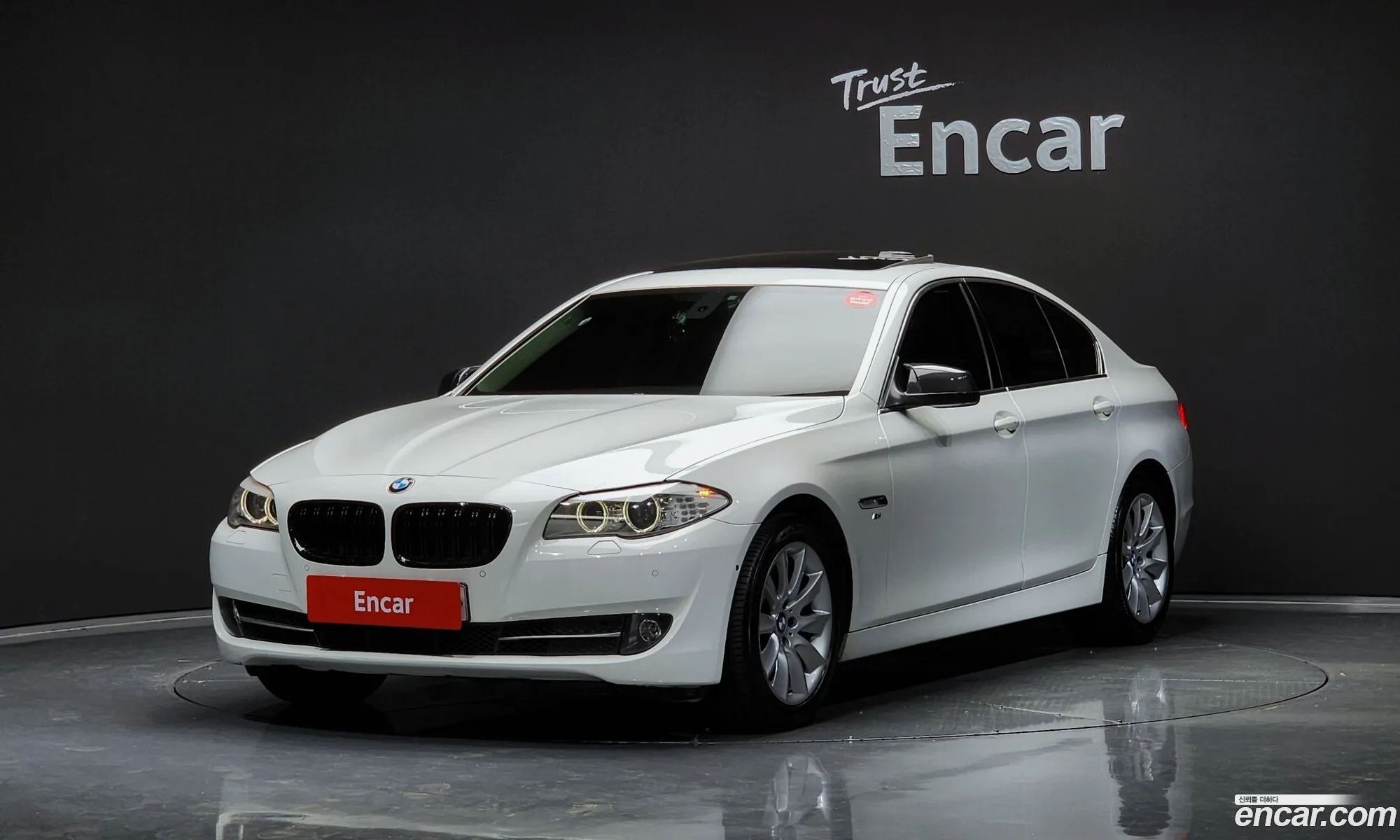 BMW 5 Series F10 528I - фотография 18578914