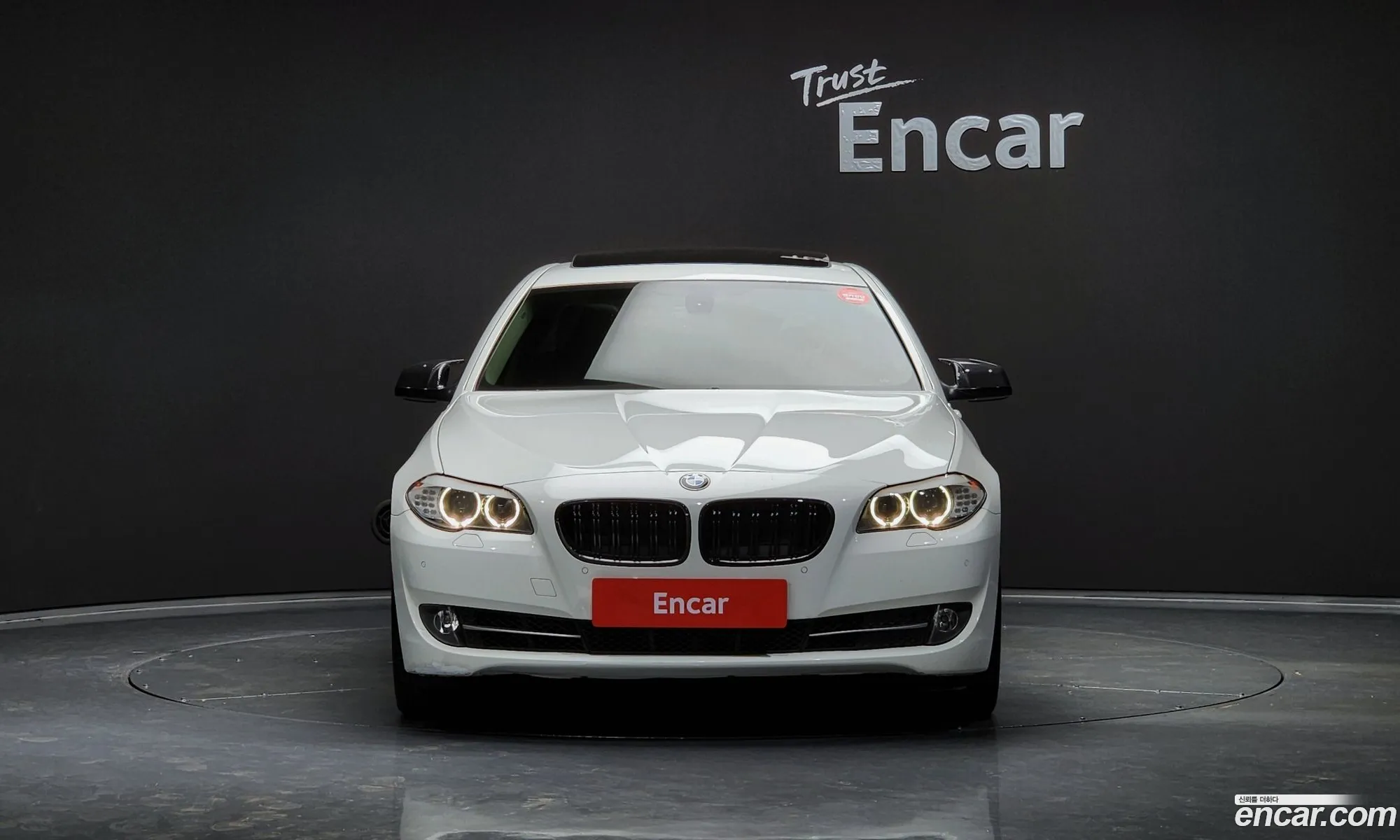 BMW 5 Series F10 528I - фотография 18578916