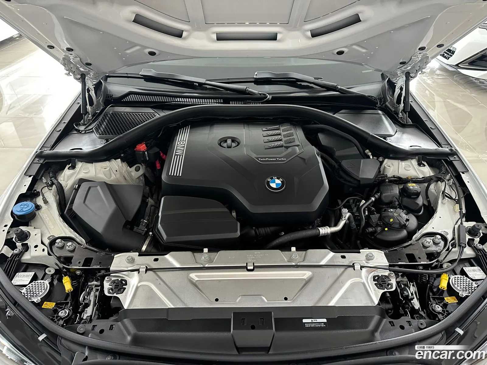 BMW 3 Series G20 320I Touring Luxury - фотография 7032007