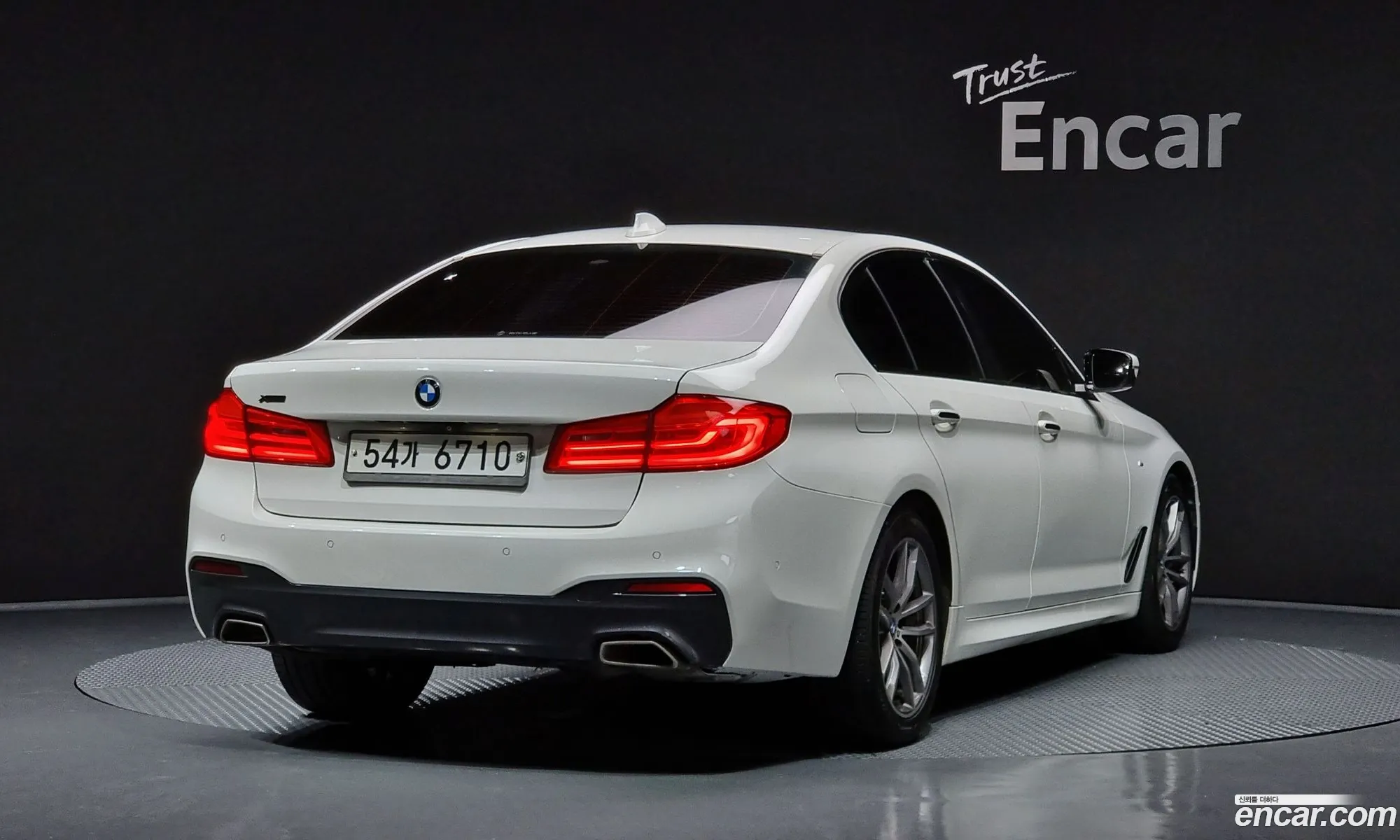 BMW 5 Series G30 520D M Sports - фотография 7909035